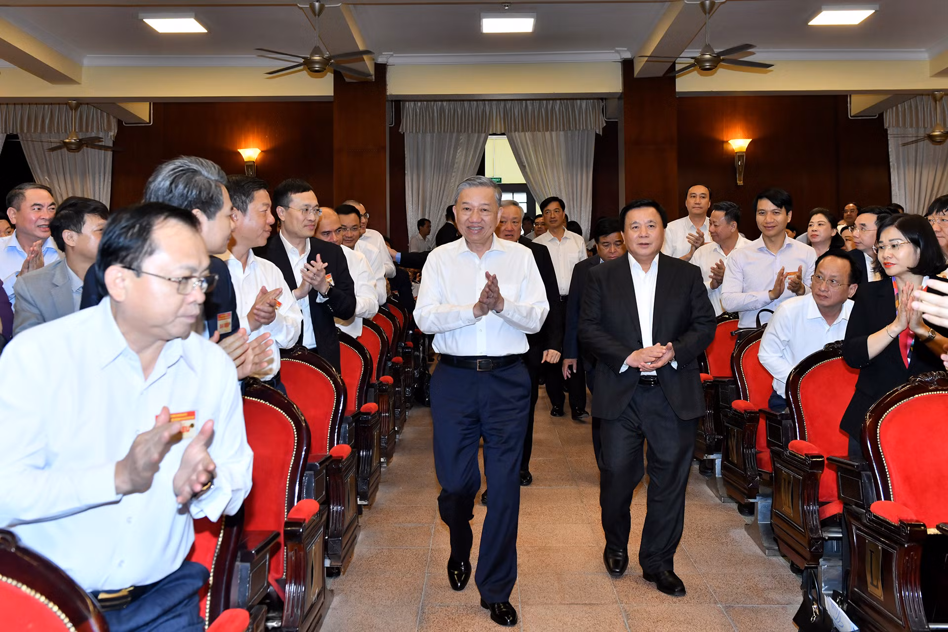 Tổng Bí thư Tô Lâm đến trao đổi chuyên đề về kỷ nguyên phát triển mới, kỷ nguyên vươn mình của dân tộc.