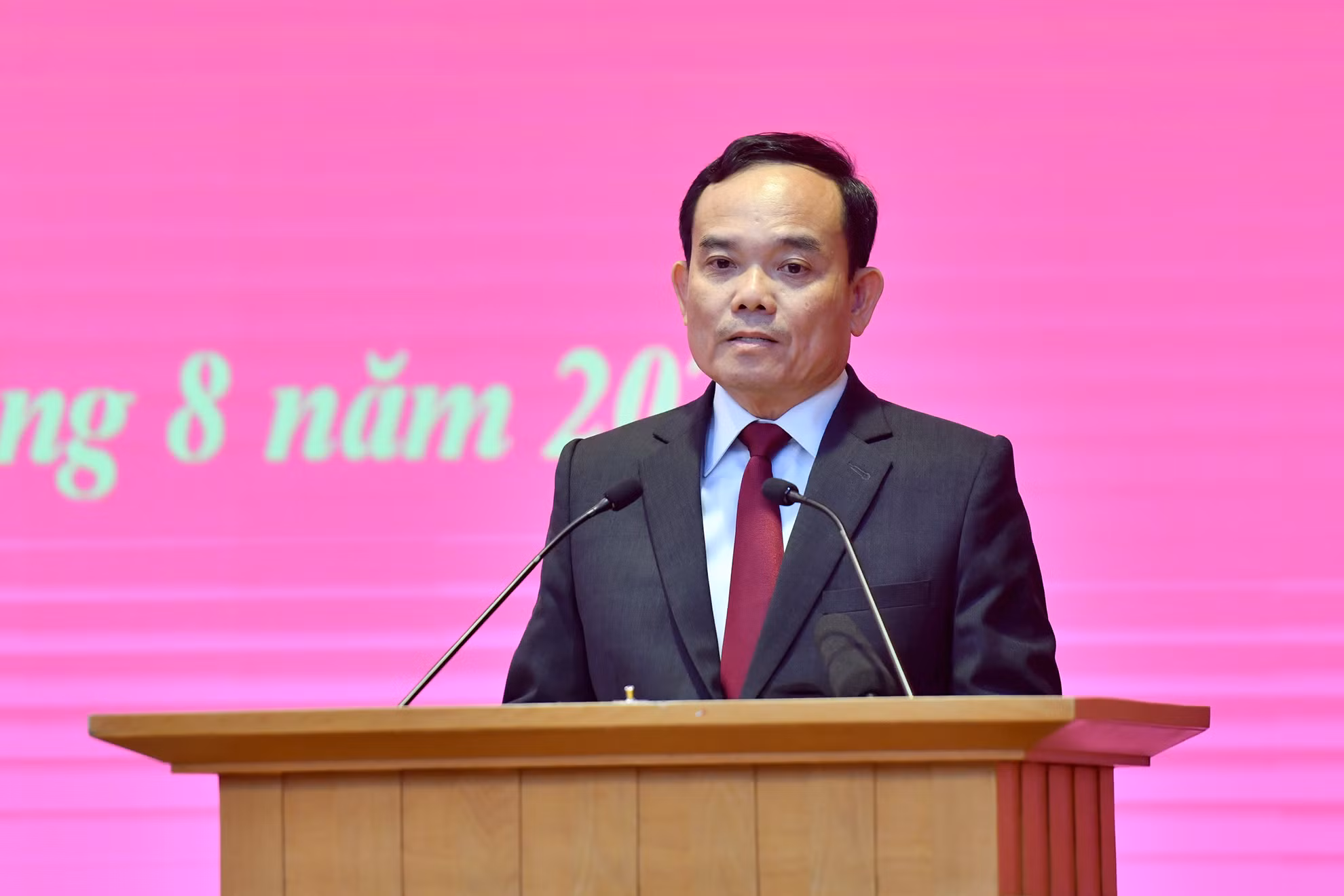 [Ảnh] Lễ công bố Quyết định phân công các Ủy viên Trung ương giữ chức Trưởng Ban Kinh tế Trung ương và Trưởng Ban Dân vận Trung ương ảnh 2