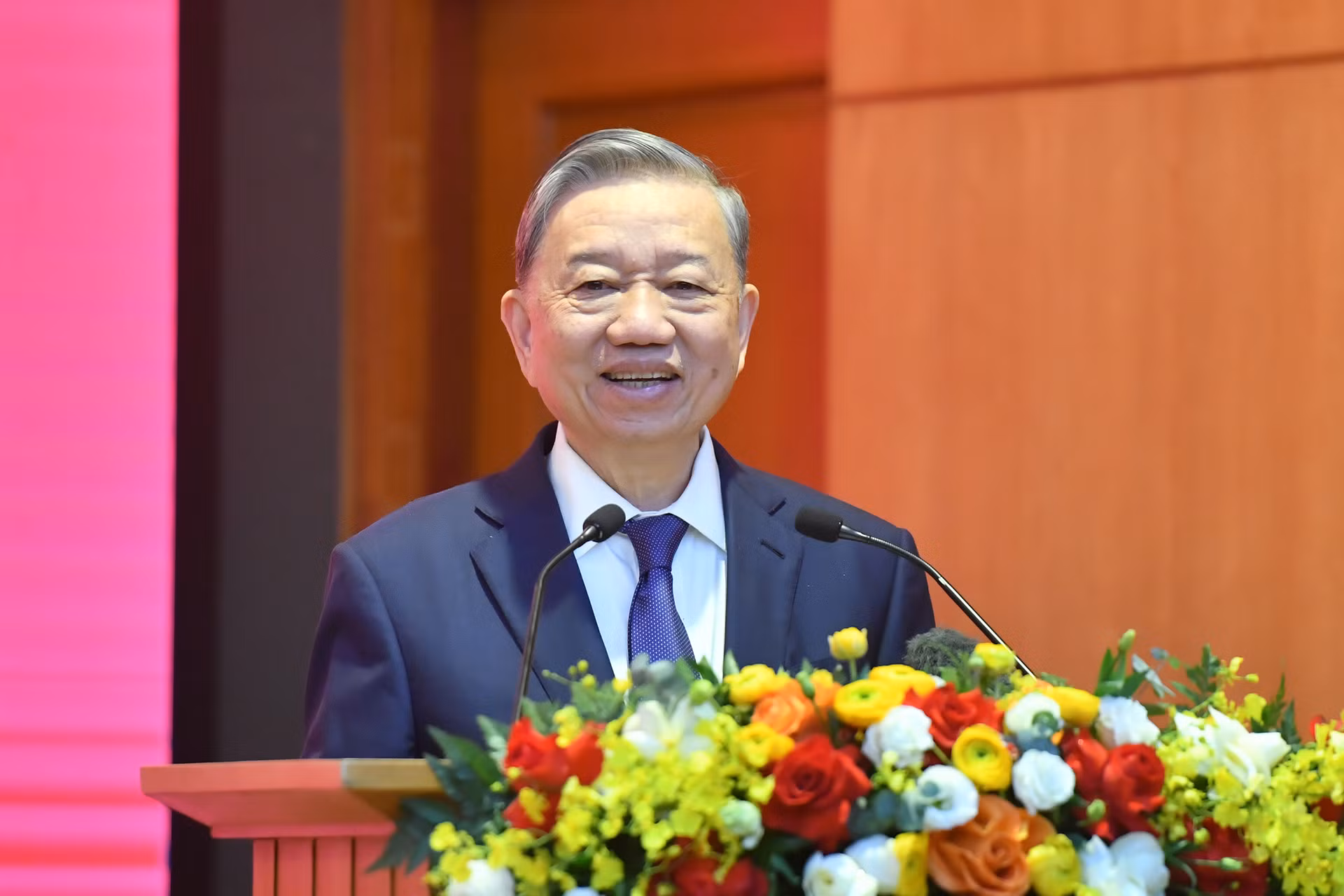 [Ảnh] Tổng Bí thư Tô Lâm dự Hội nghị tổng kết của Văn phòng Trung ương Đảng ảnh 4