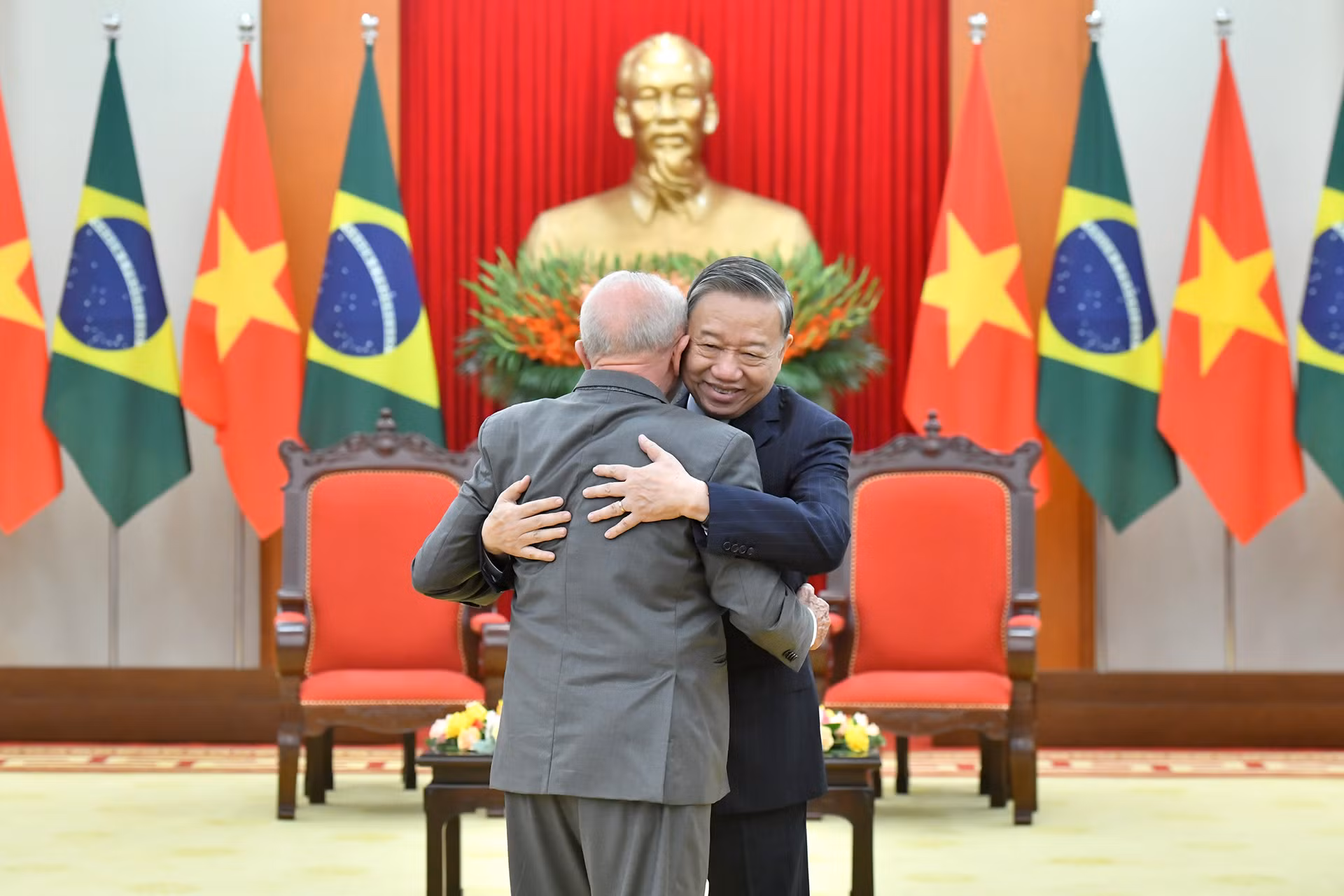 Tổng Bí thư Tô Lâm với Tổng thống Cộng hòa Liên bang Brazil Luiz Inácio Lula da Silva.
