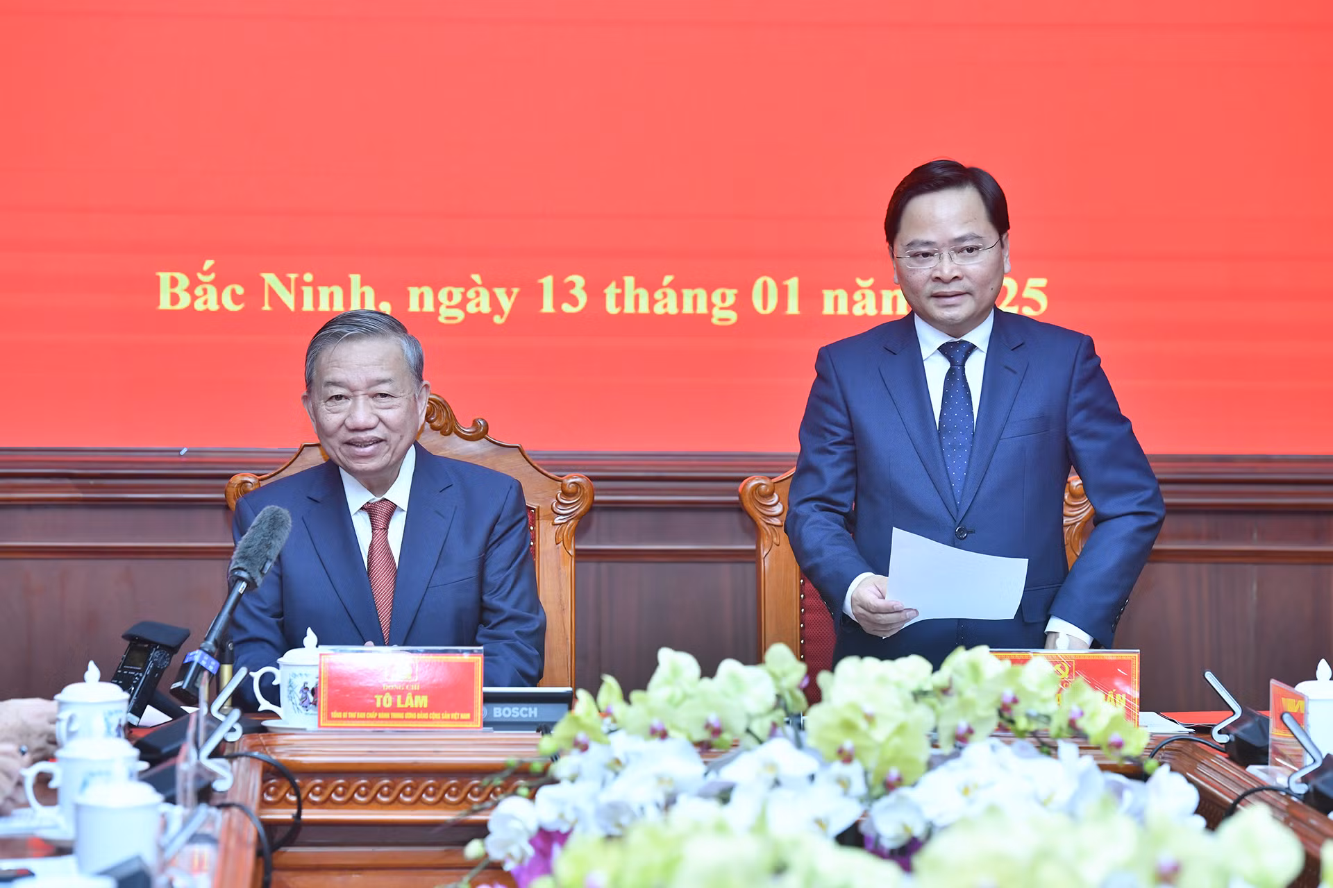 Bí thư Tỉnh ủy Bắc Ninh Nguyễn Anh Tuấn phát biểu tại buổi làm việc. Bí thư Tỉnh ủy Bắc Ninh Nguyễn Anh Tuấn phát biểu tại buổi làm việc.