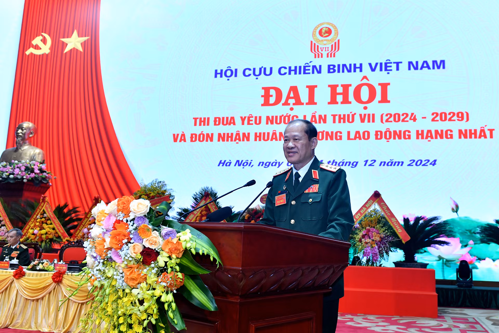 Thượng tướng Bế Xuân Trường, Chủ tịch Hội Cựu chiến binh Việt Nam phát biểu khai mạc Đại hội.