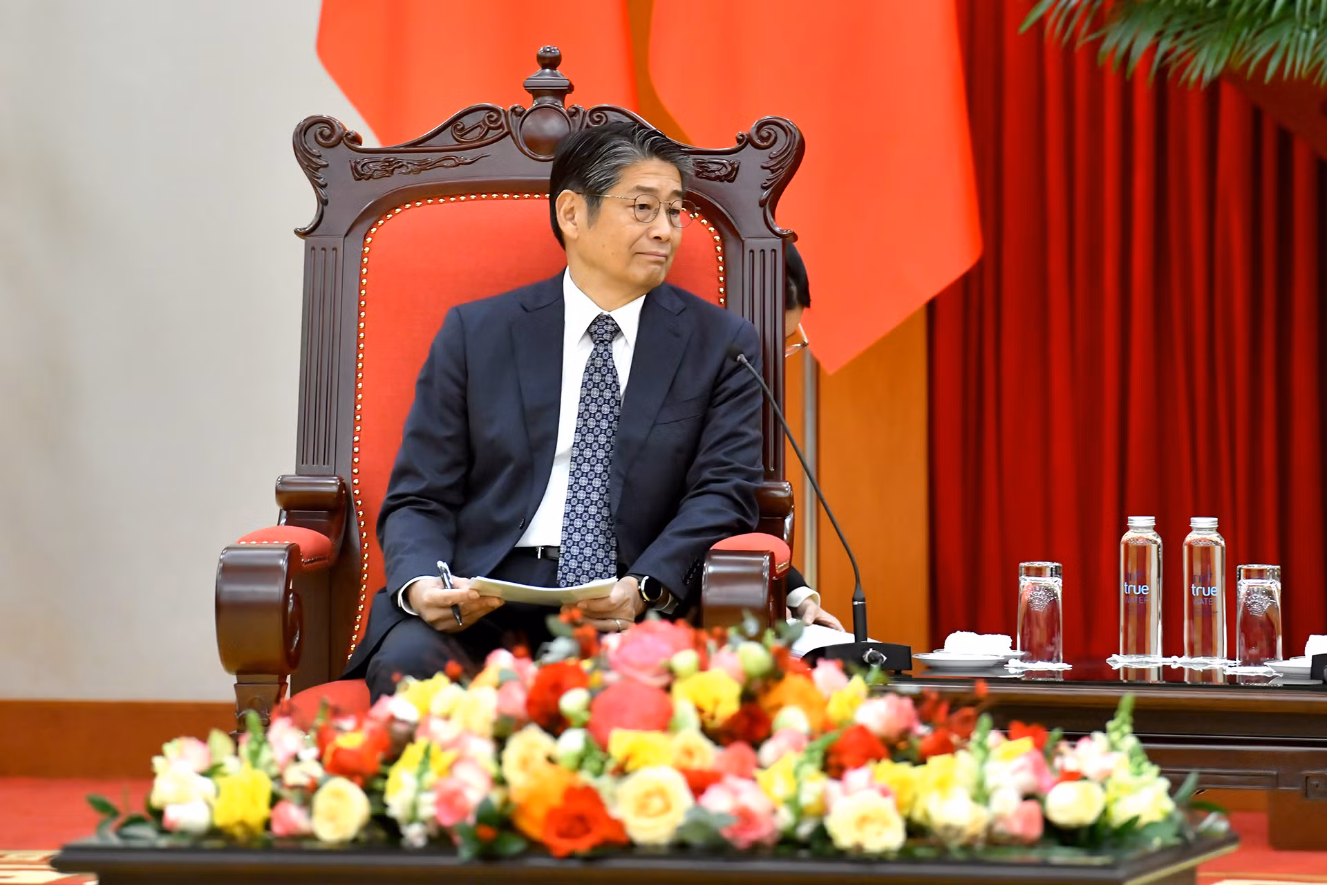 Đại sứ Ito Naoki tại buổi tiếp. Đại sứ Ito Naoki tại buổi tiếp.