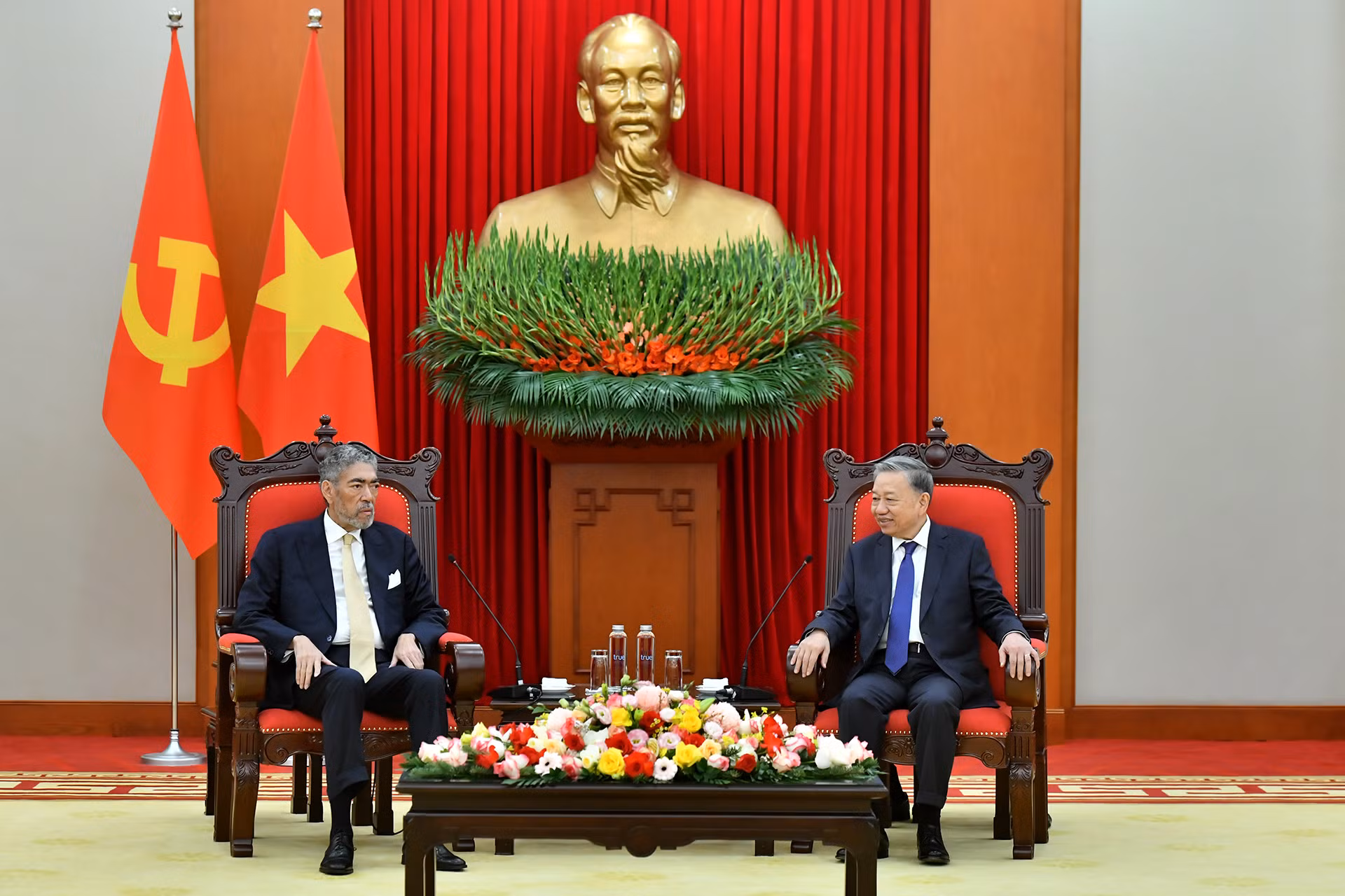 Tổng Bí thư Tô Lâm tiếp đồng chí Miguel Mejía, Tổng Bí thư Đảng Phong trào Cánh tả Thống nhất (MIU), Bộ trưởng Chính sách Hội nhập khu vực Cộng hòa Dominica.