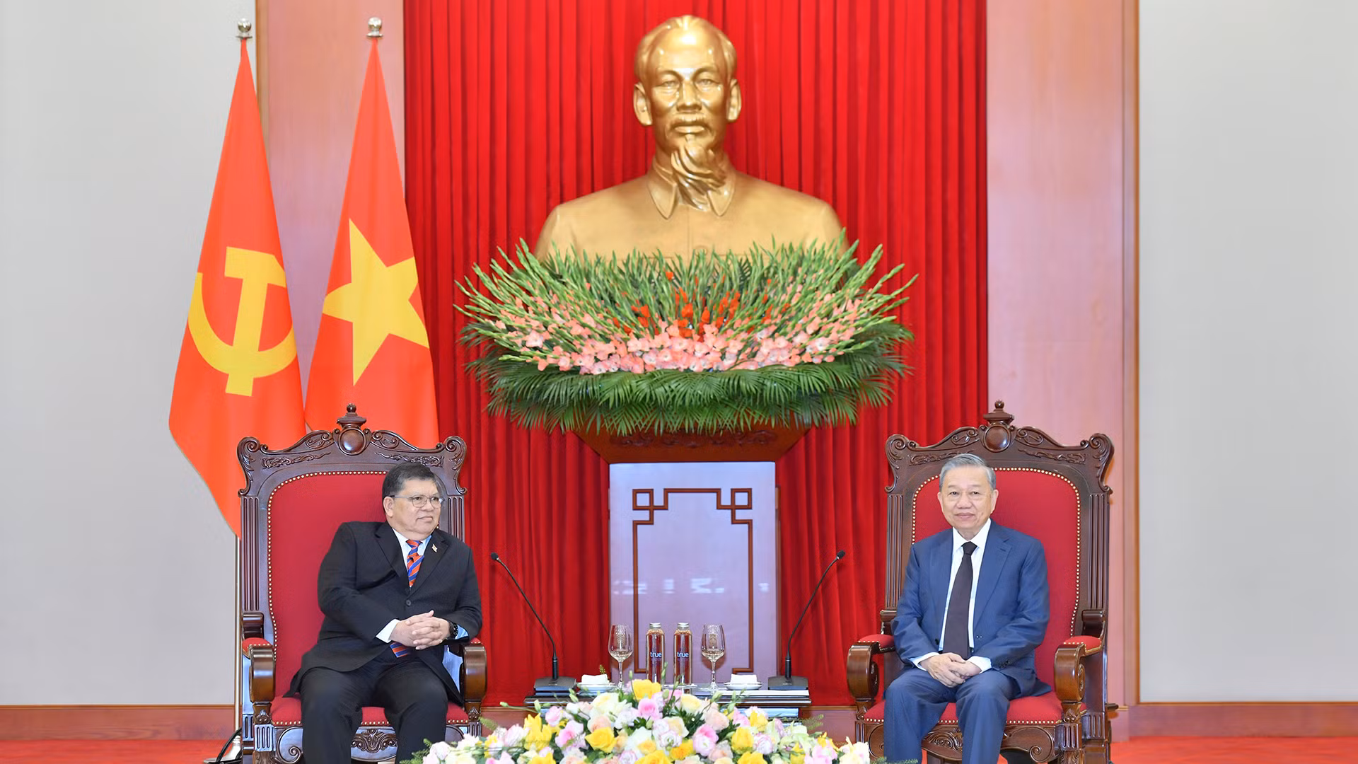 Tổng Bí thư Tô Lâm tiếp Chủ tịch Hạ viện Malaysia Tan Sri Dato’ Johari Bin Abdul.