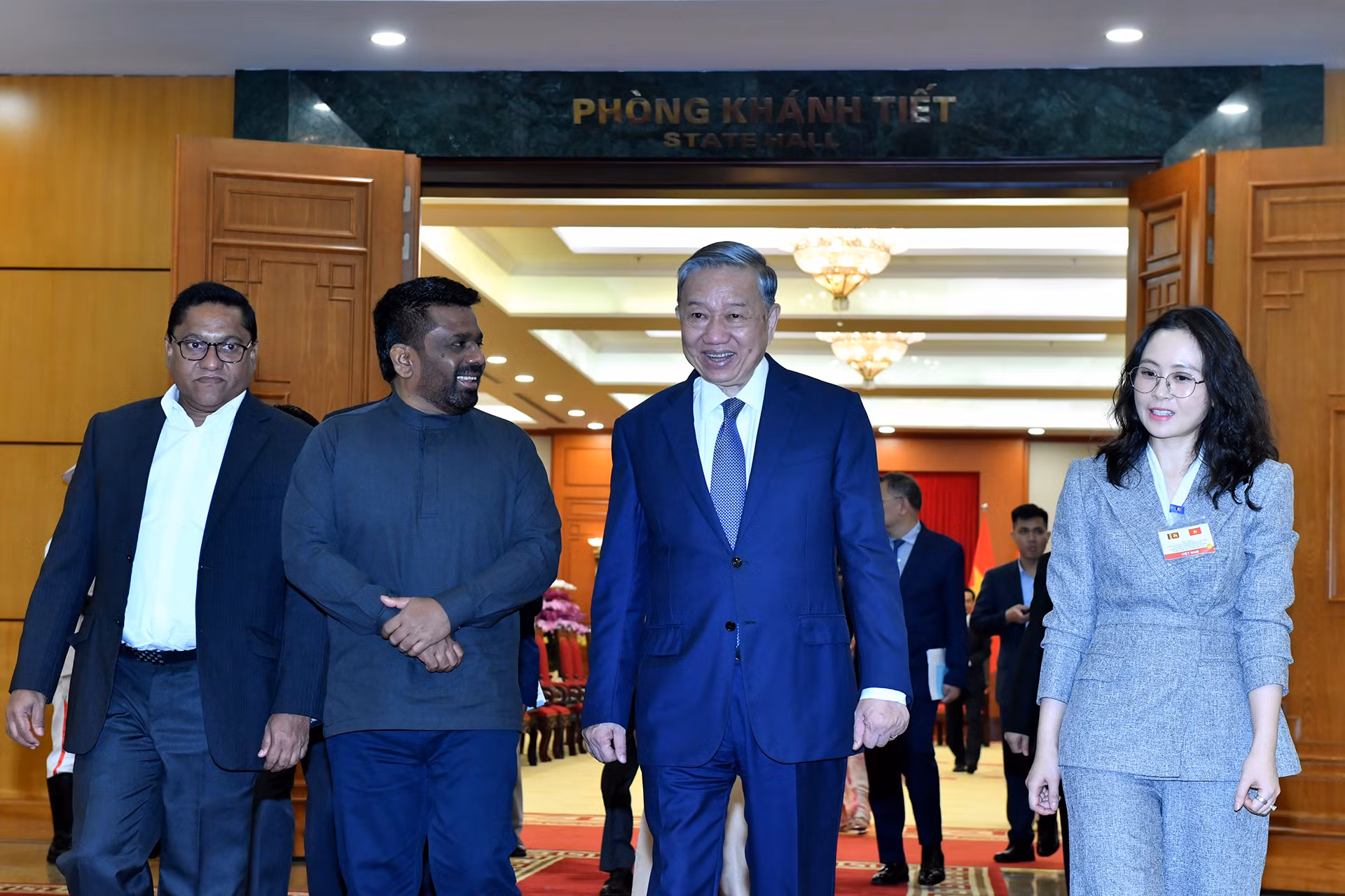 Tổng Bí thư Tô Lâm với Tổng thống Sri Lanka Anura Kumara Dissanayaka. Tổng Bí thư Tô Lâm với Tổng thống Sri Lanka Anura Kumara Dissanayaka.