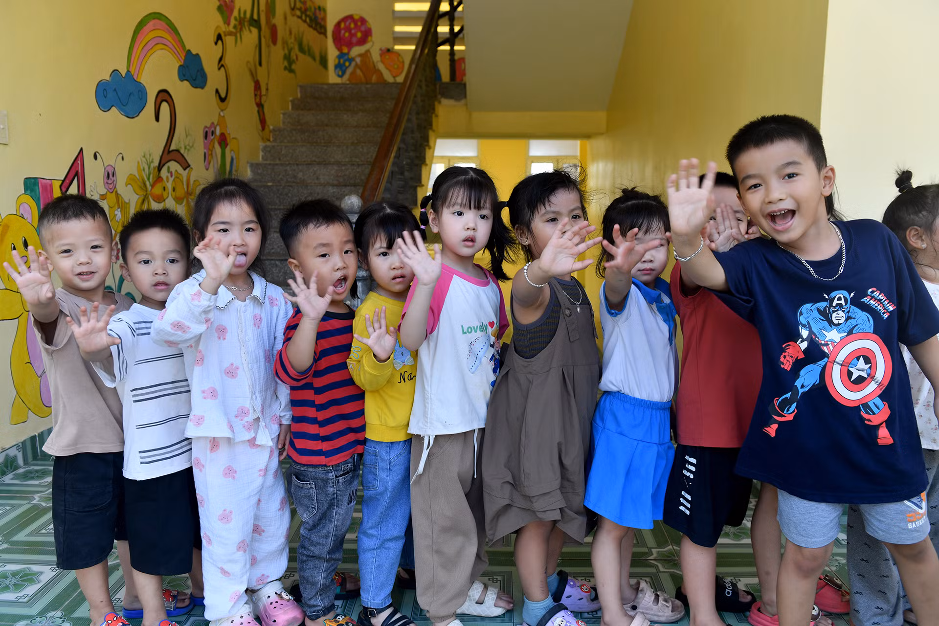 Nét hồn nhiên, vui tươi của các em Trường mầm non Bạch Long Vĩ.