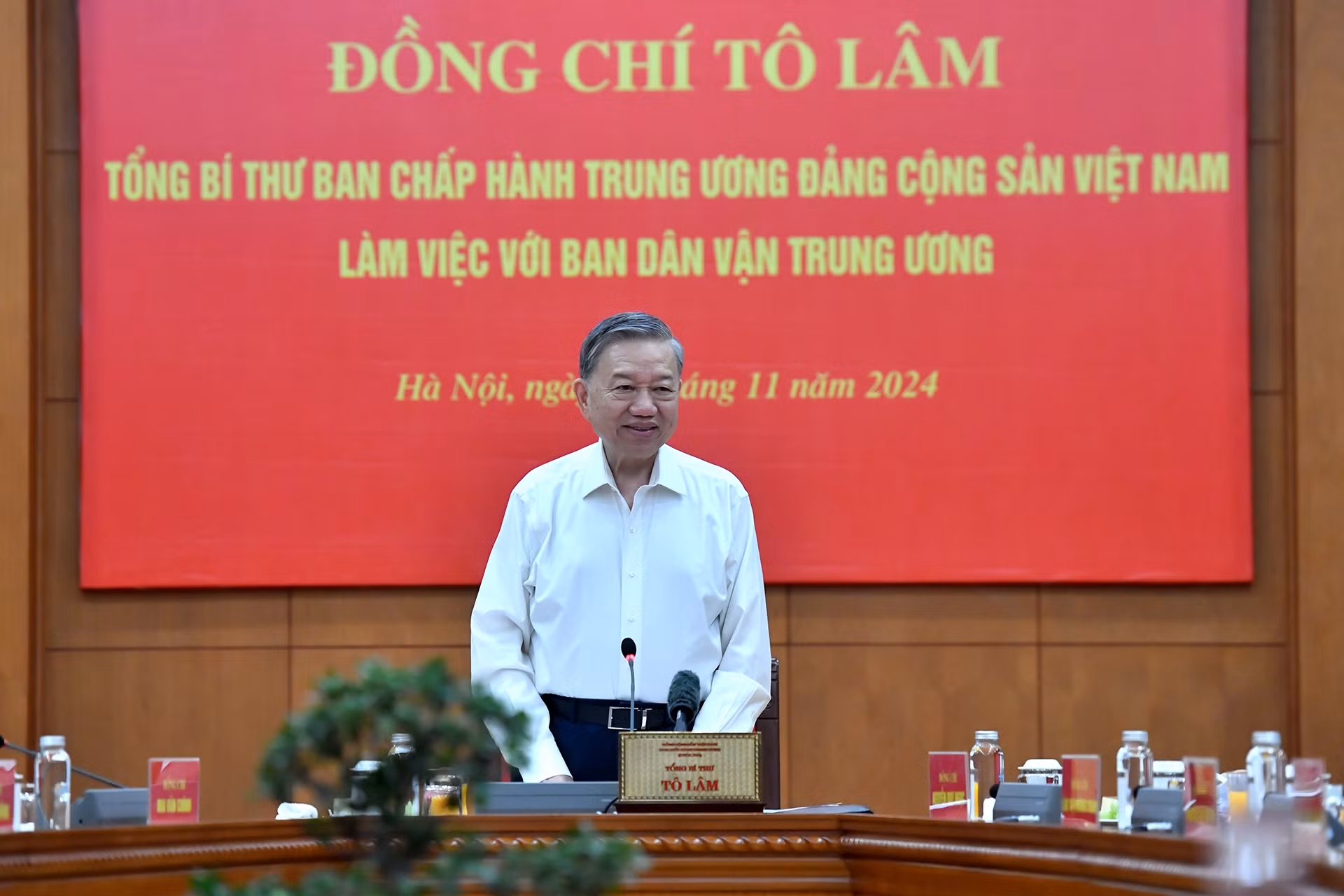 Tổng Bí thư Tô Lâm phát biểu chỉ đạo cuộc làm việc với Ban Dân vận Trung ương.