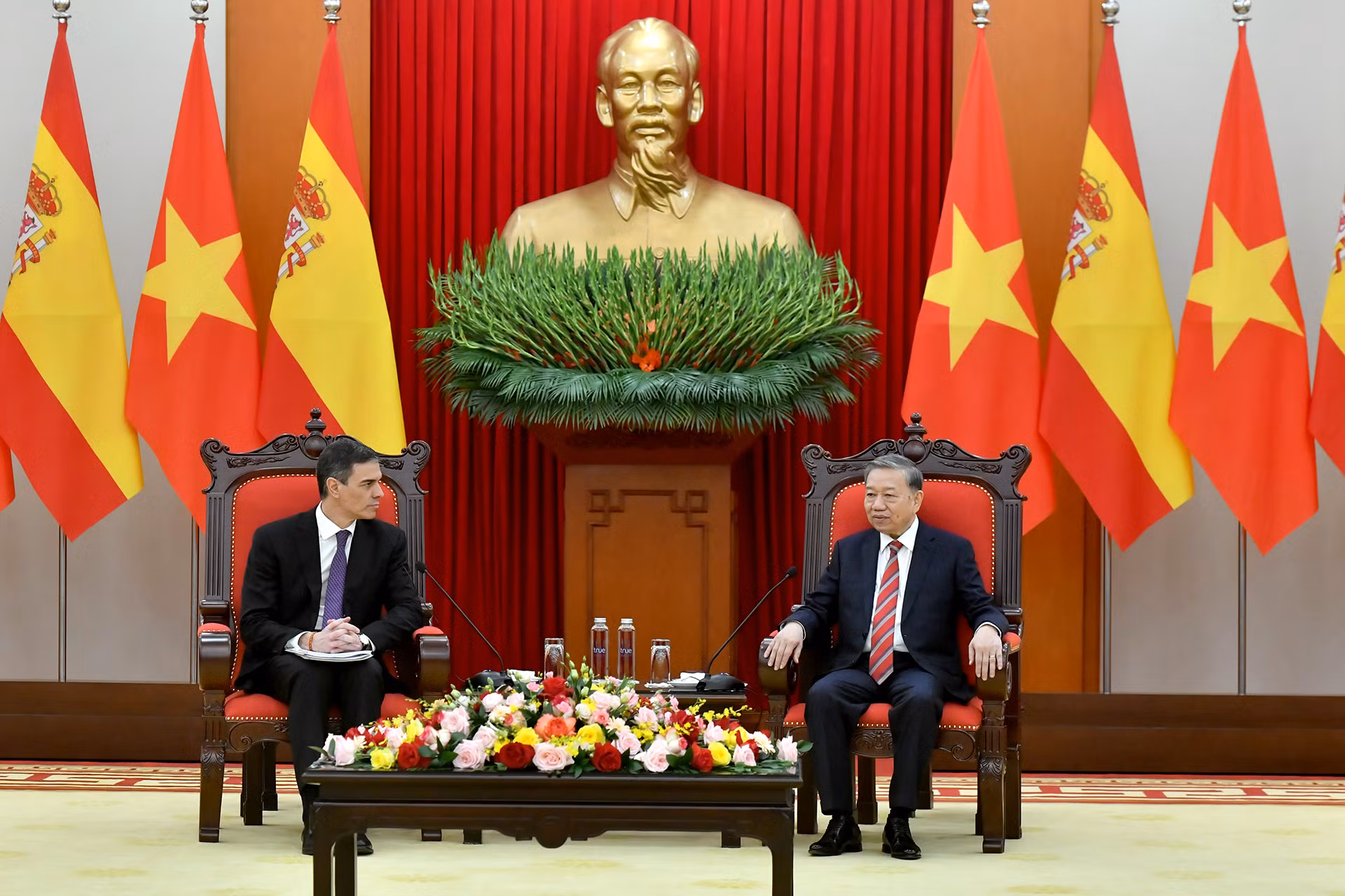[Ảnh] Tổng Bí thư Tô Lâm tiếp Thủ tướng Tây Ban Nha Pedro Sanchez ảnh 1