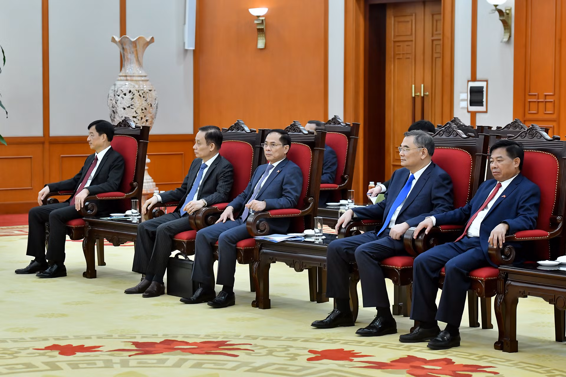 Các đại biểu Việt Nam tham dự hội kiến.