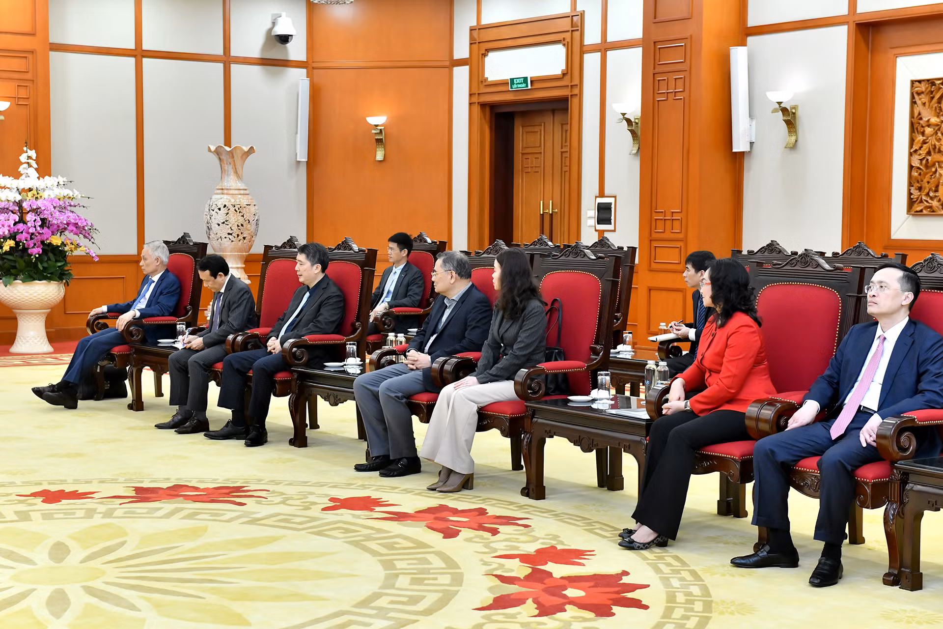 Các đại biểu Việt Nam tham dự buổi tiếp.