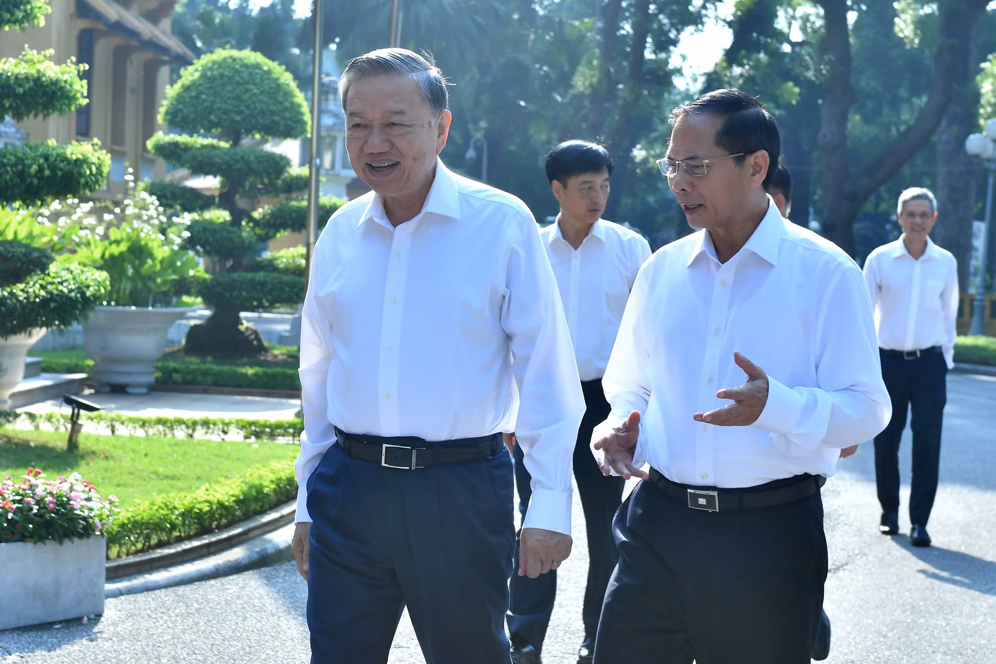 Tổng Bí thư, Chủ tịch nước Tô Lâm đến làm việc với Ban Cán sự Đảng Bộ Ngoại giao.
