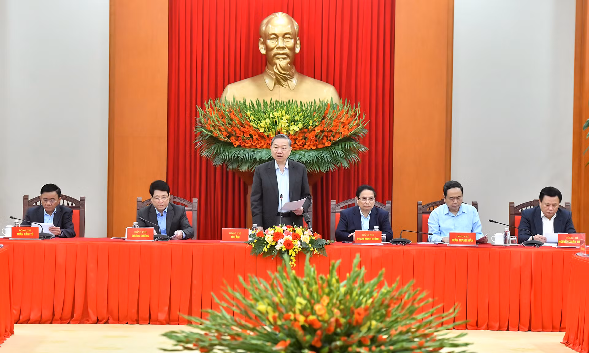 Tổng Bí thư Tô Lâm chủ trì phiên họp của Tiểu ban Văn kiện Đại hội XIV của Đảng.