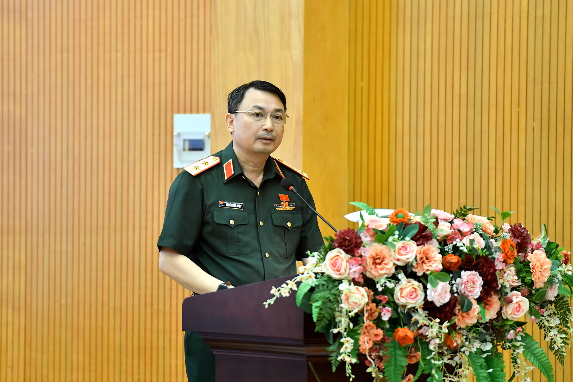[Ảnh] Tổng Bí thư Tô Lâm dự hội nghị tiếp xúc cử tri thành phố Hà Nội ảnh 4