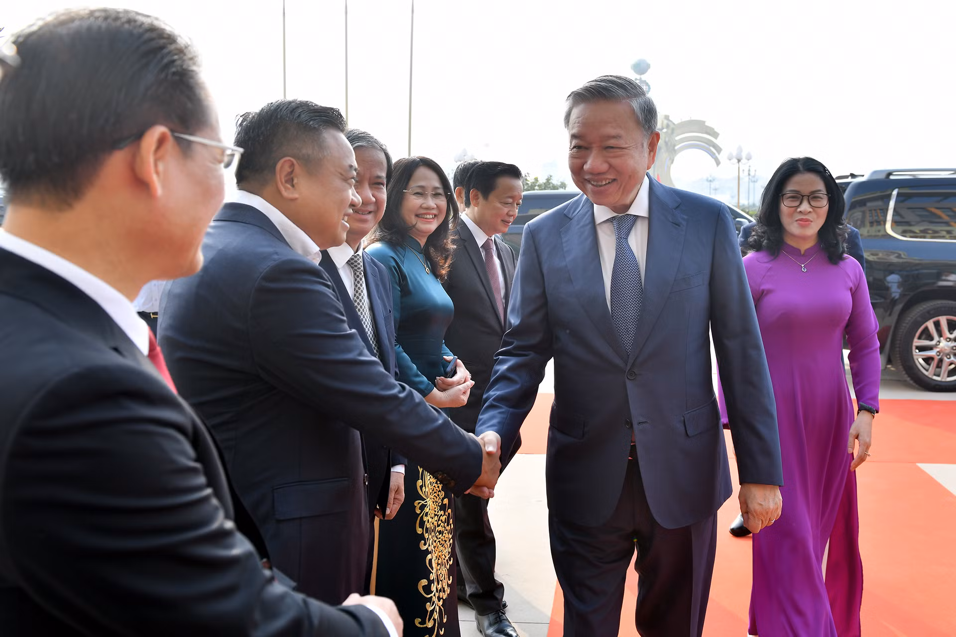 Tổng Bí thư, Chủ tịch nước Tô Lâm với các đại biểu dự Lễ khai giảng năm học mới tại Học viện Nông nghiệp Việt Nam.