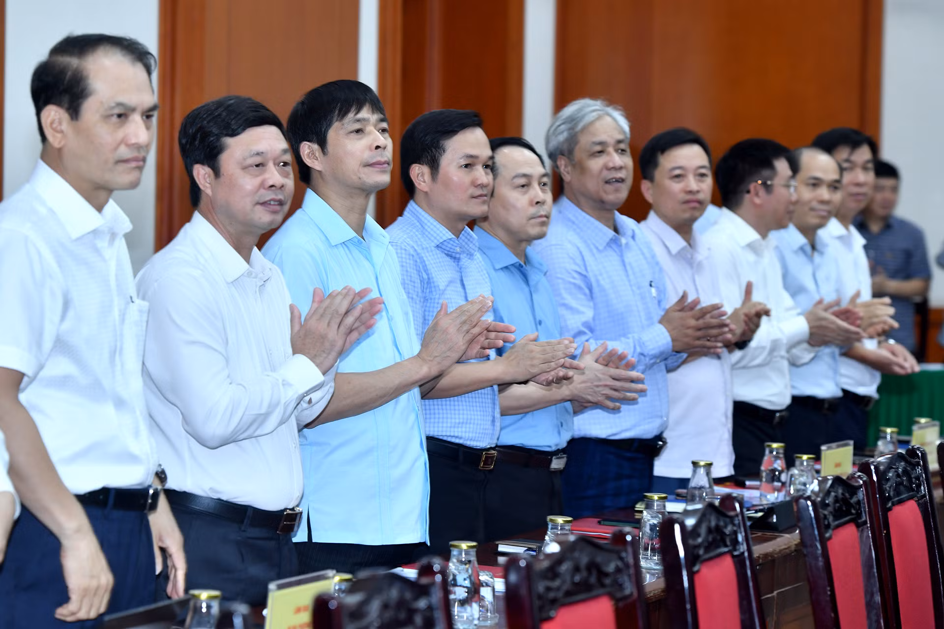 Các đại biểu tham dự buổi làm việc. Các đại biểu tham dự buổi làm việc.