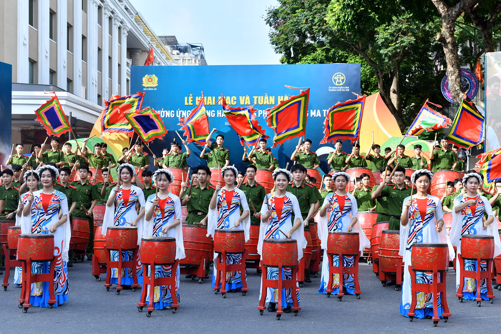 Chương trình nghệ thuật tại lễ khai mạc. Chương trình nghệ thuật tại lễ khai mạc.