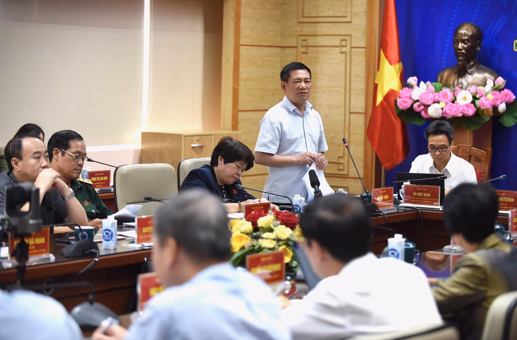 Bộ trưởng Tài chính Hồ Đức Phớc phát biểu tại hội nghị. Bộ trưởng Tài chính Hồ Đức Phớc phát biểu tại hội nghị.