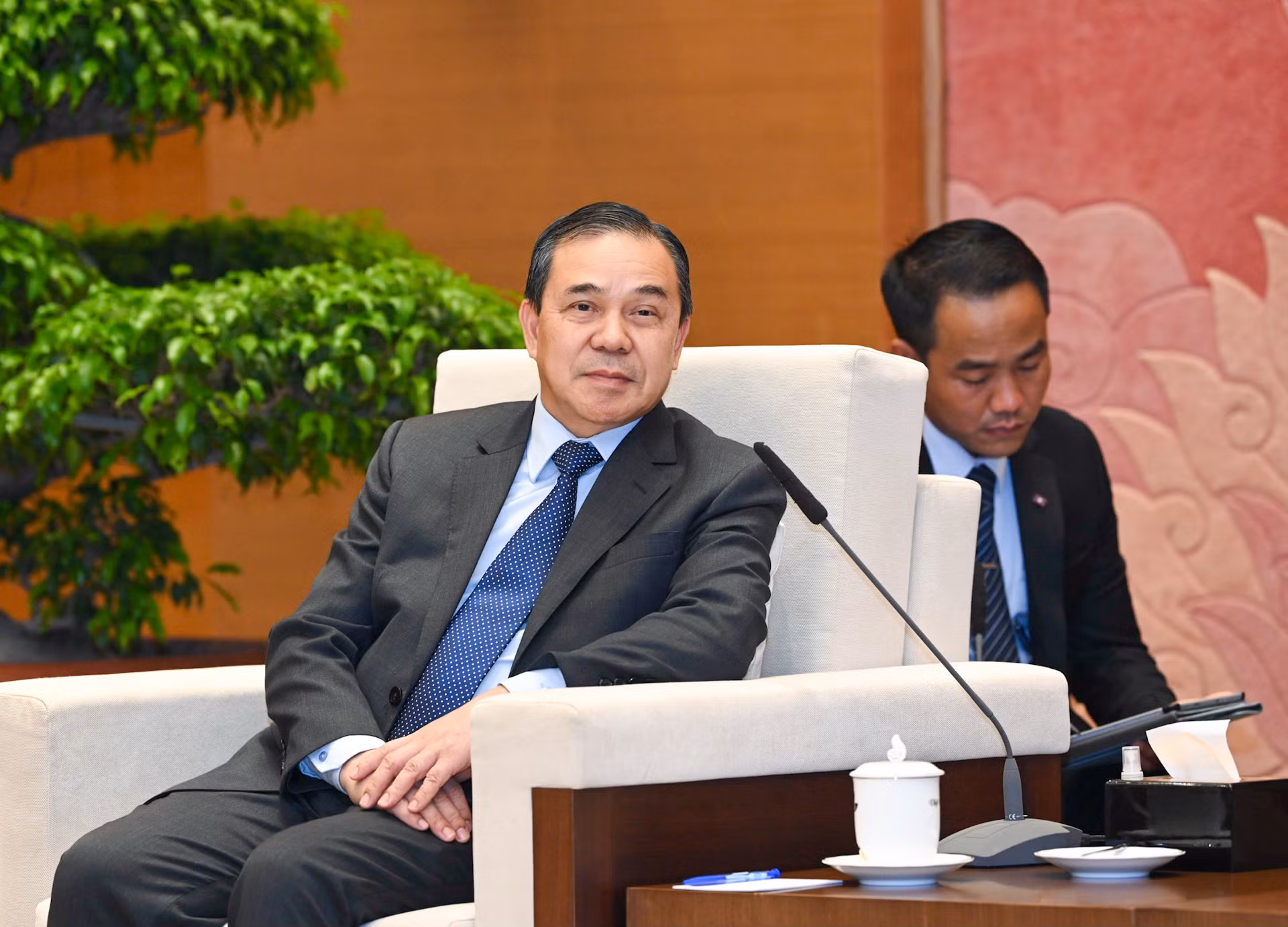 Đại sứ Lào Sengphet Houngboungnuang phát biểu tại buổi tiếp.