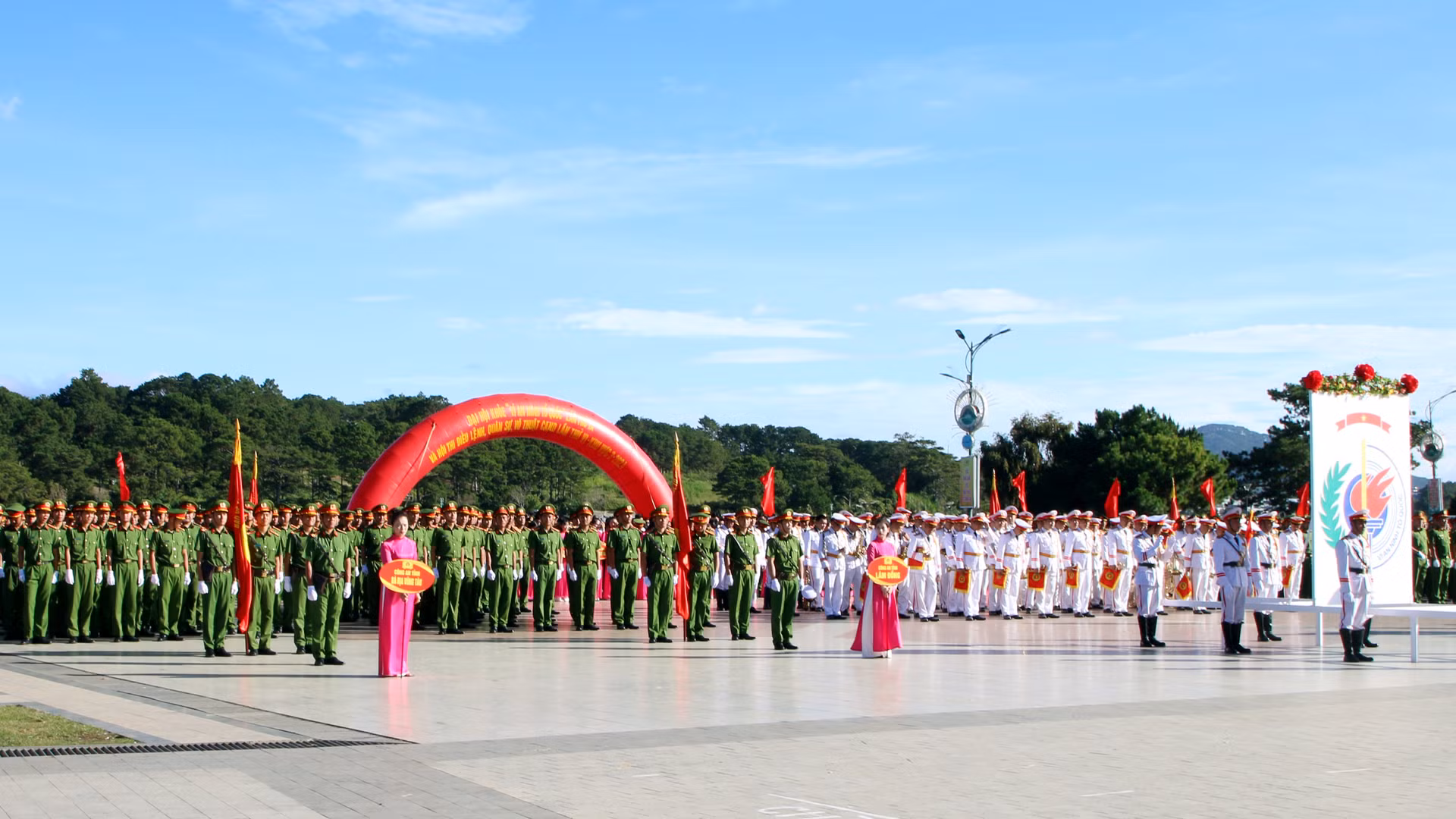 Đại hội có sự tham gia của gần 2.500 cán bộ, chiến sĩ của 20 đoàn đến từ công an các tỉnh, thành phố, học viện khu vực phía nam.