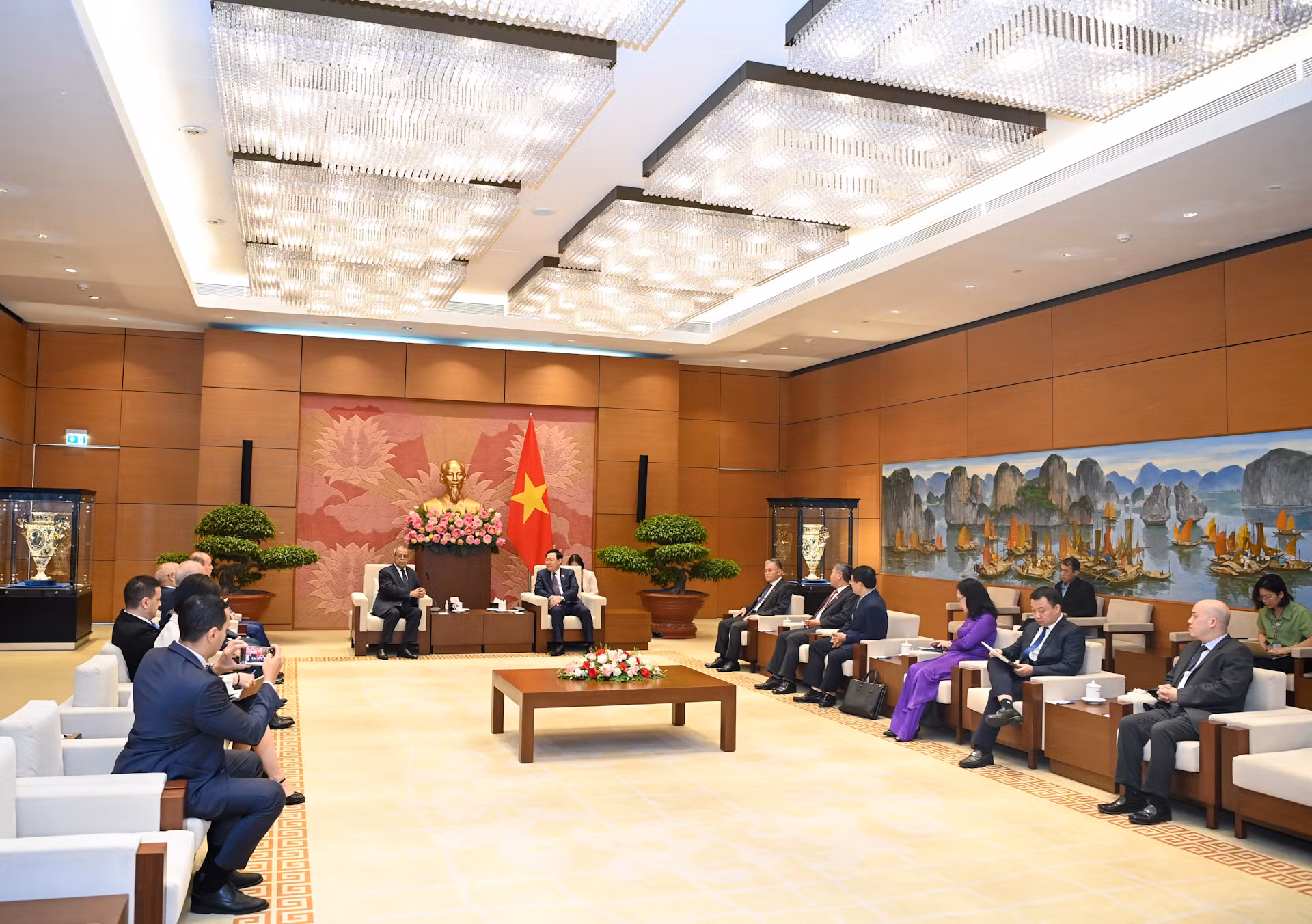 Quang cảnh buổi tiếp tại Nhà Quốc hội.