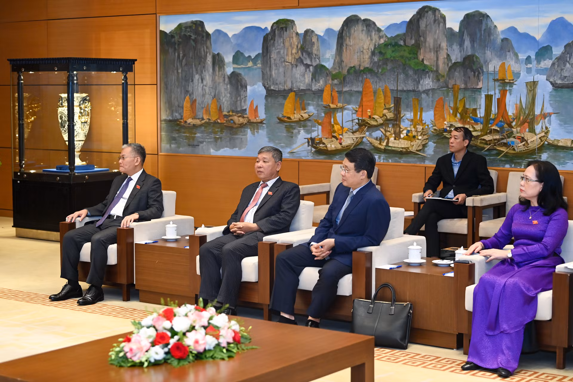 Các đại biểu Việt Nam dự buổi tiếp.
