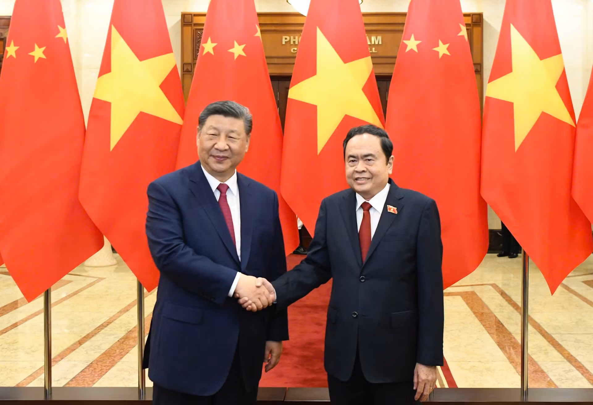 Chủ tịch Quốc hội Trần Thanh Mẫn và Tổng Bí thư, Chủ tịch Trung Quốc Tập Cận Bình.