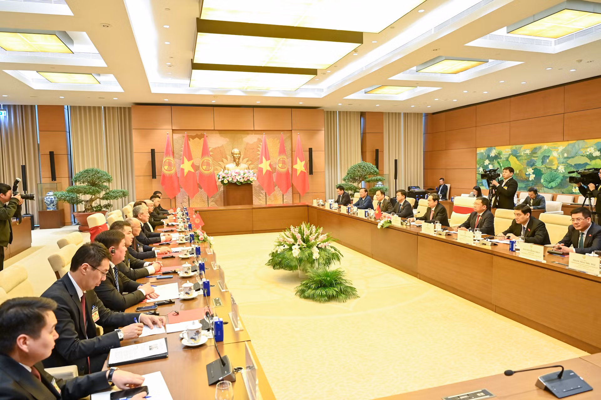 Quang cảnh hội kiến tại Nhà Quốc hội. Quang cảnh hội kiến tại Nhà Quốc hội.