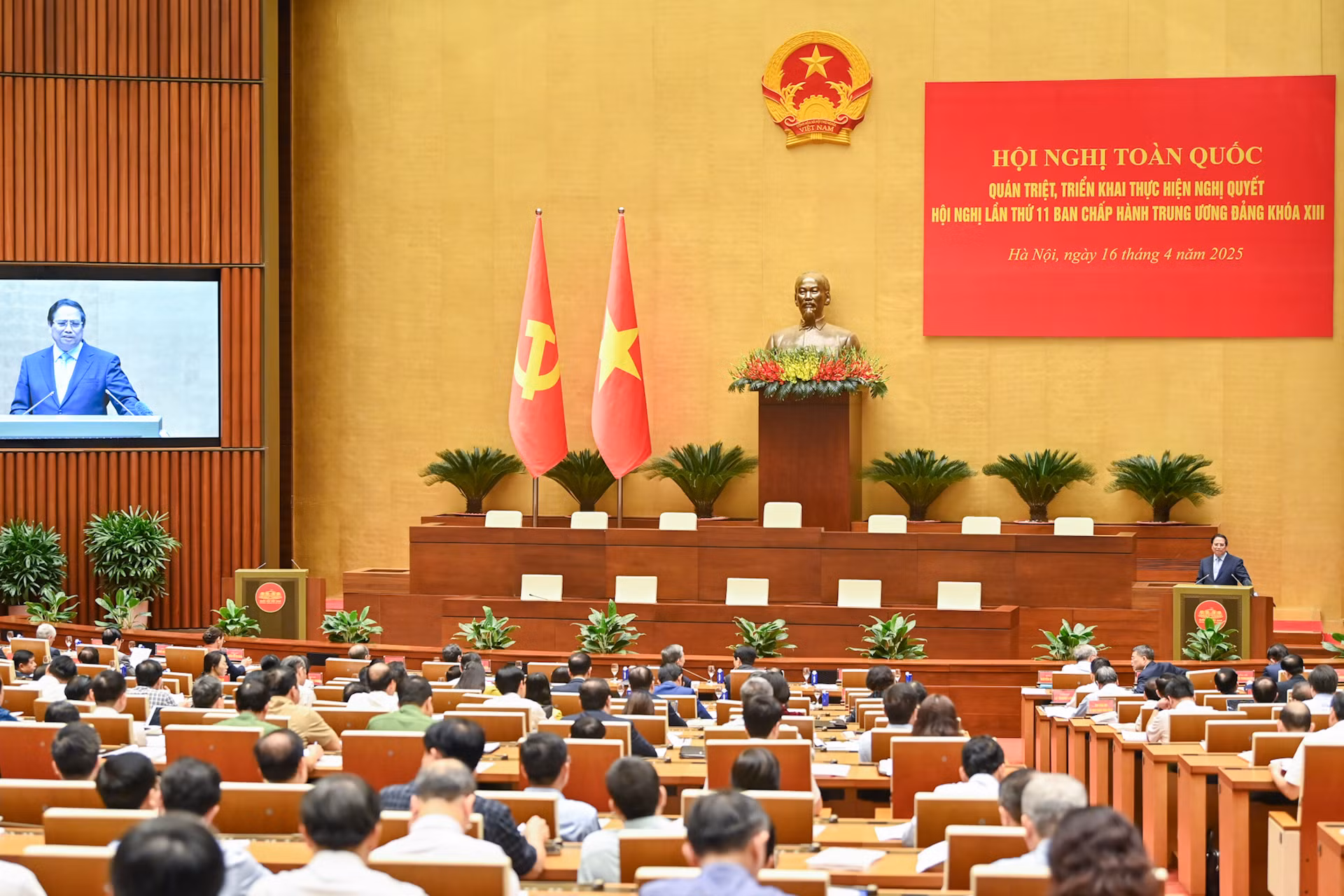Thủ tướng Phạm Minh Chính trình bày chuyên đề về các dự thảo Văn kiện Đại hội XIV của Đảng.