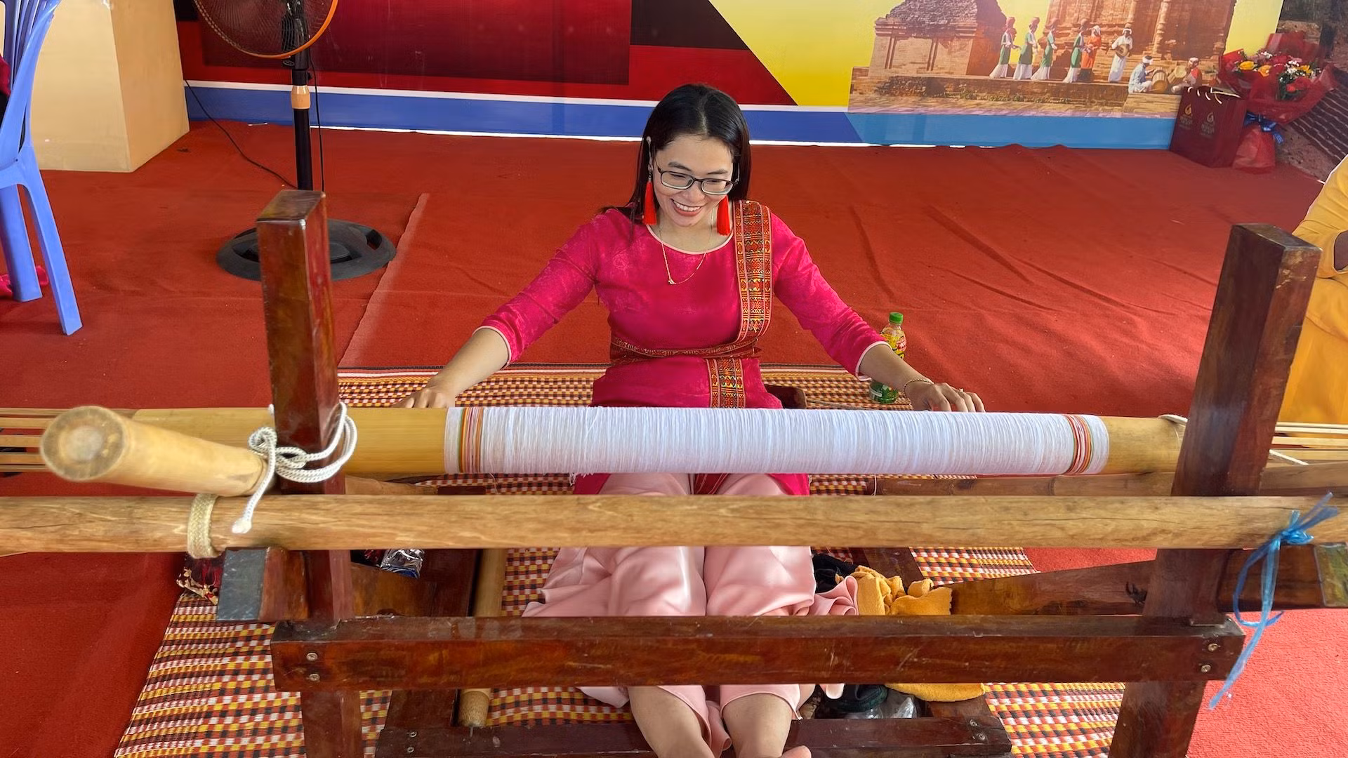 Ngày hội là dịp để quảng bá và giới thiệu về hình ảnh, đất nước, con người, nét văn hóa, các di sản văn hóa. Ngày hội là dịp để quảng bá và giới thiệu về hình ảnh, đất nước, con người, nét văn hóa, các di sản văn hóa.