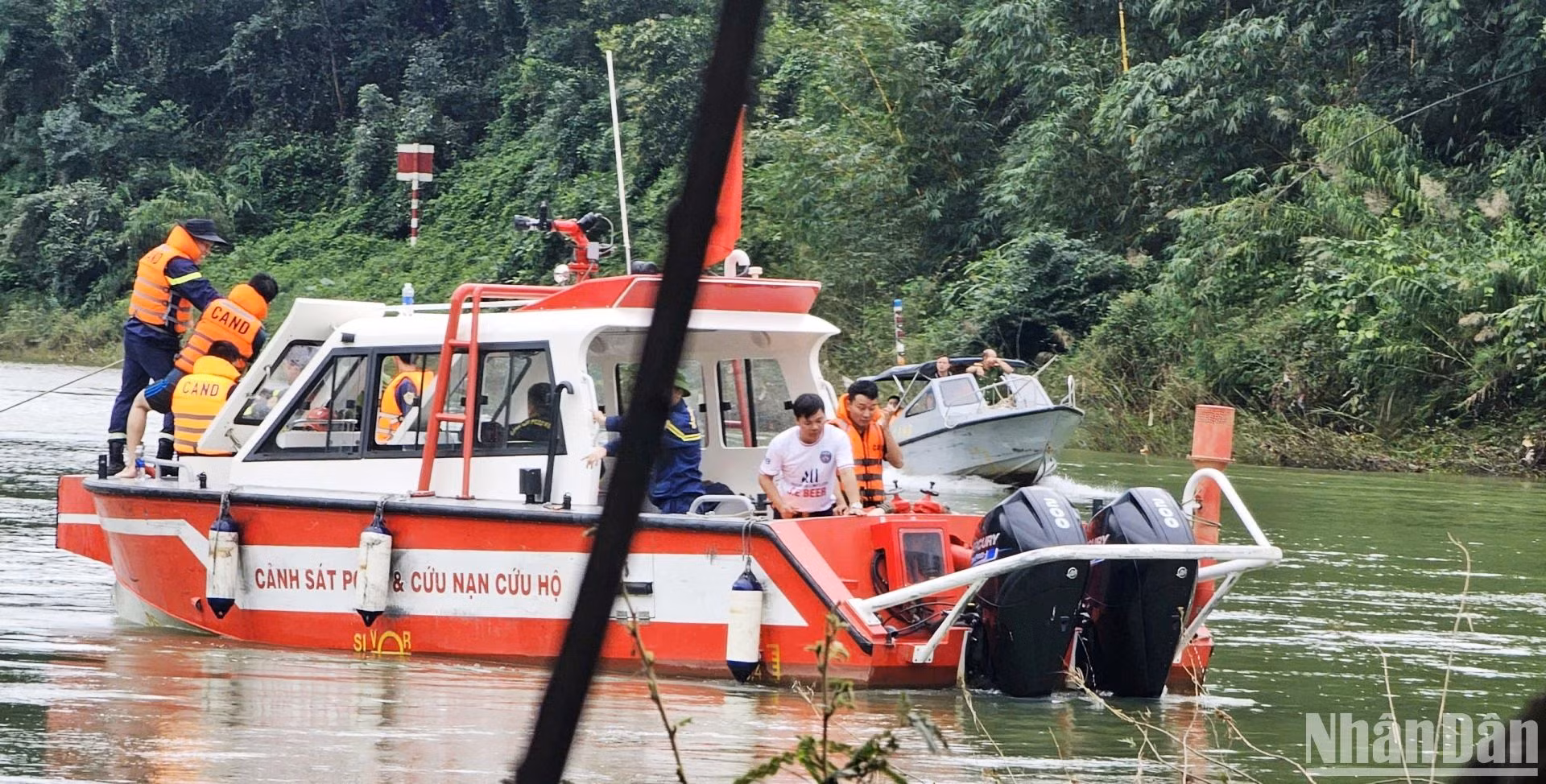 Ngành giao thông vận tải địa phương đã đề xuất xây mới và được Hội đồng nhân dân tỉnh Thừa Thiên Huế phê duyệt chủ trương đầu tư với quy mô công trình cầu bê-tông cốt thép vĩnh cửu, chiều dài hơn 213m, mặt cắt ngang rộng 10,5m, bằng nguồn vốn ngân sách Nhà nước.