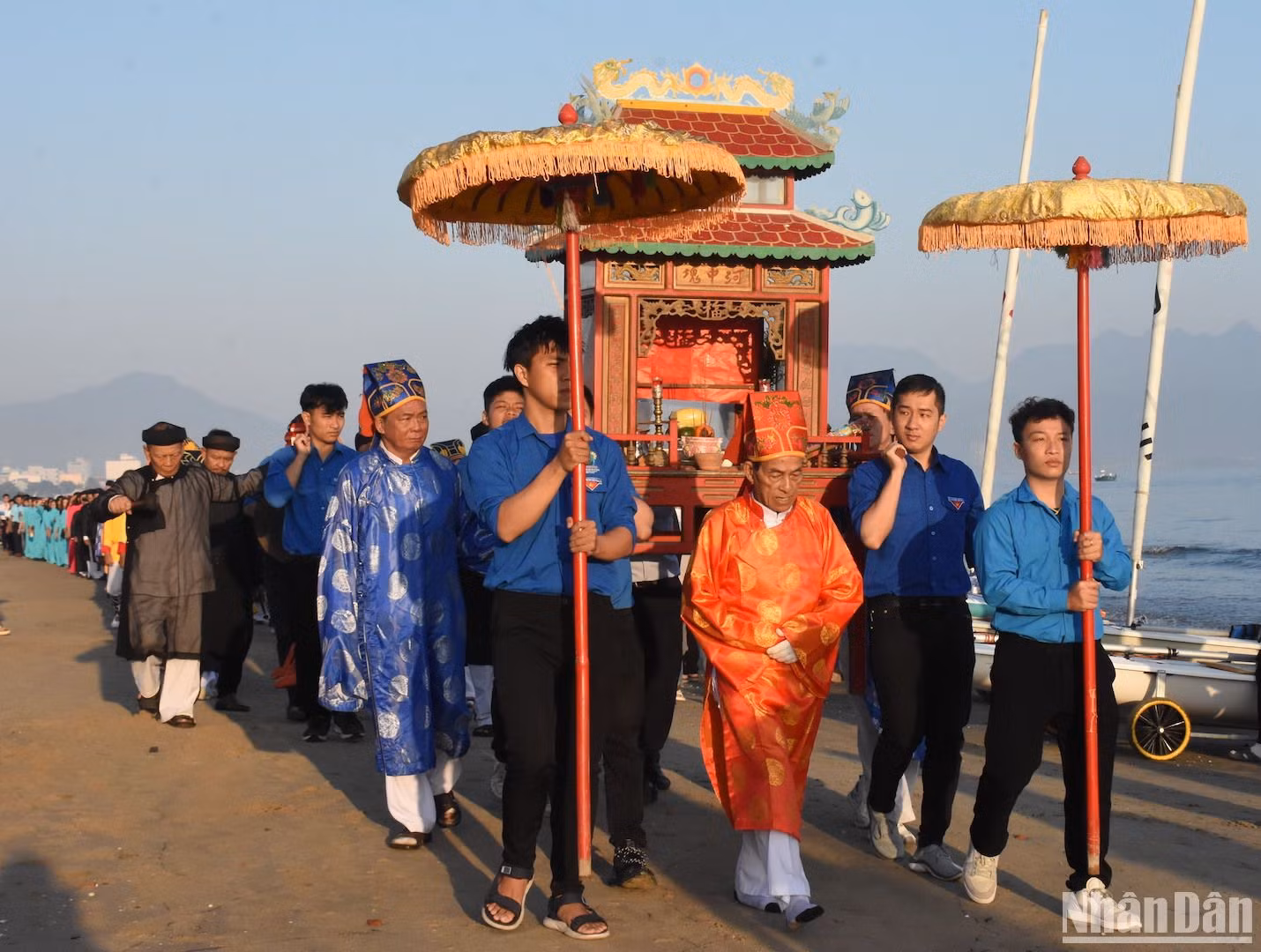 Lễ hội cầu Ngư truyền thống Đà Nẵng - Di sản văn hoá phi vật thể quốc gia. (Ảnh: ANH ĐÀO)