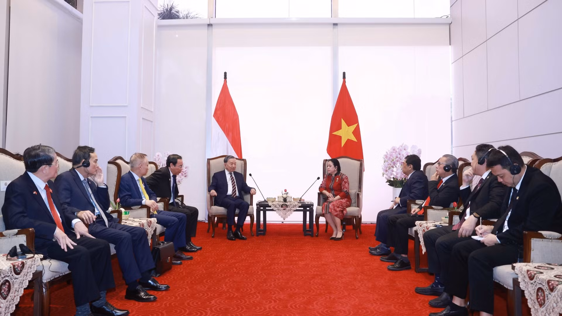 Tổng Bí thư Tô Lâm gặp Chủ tịch Hạ viện Indonesia Puan Maharani. (Ảnh: Thống Nhất/TTXVN)