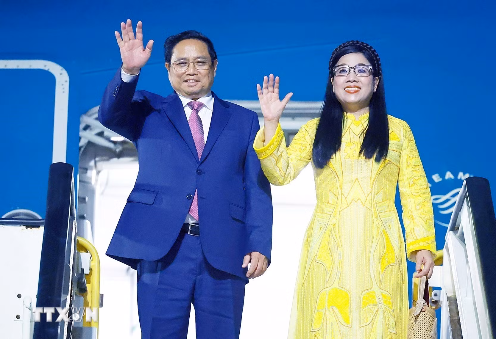Thủ tướng Phạm Minh Chính và Phu nhân kết thúc chuyến thăm chính thức Cộng hòa Dominica. (Ảnh: Dương Giang/TTXVN) Thủ tướng Phạm Minh Chính và Phu nhân kết thúc chuyến thăm chính thức Cộng hòa Dominica. (Ảnh: Dương Giang/TTXVN)