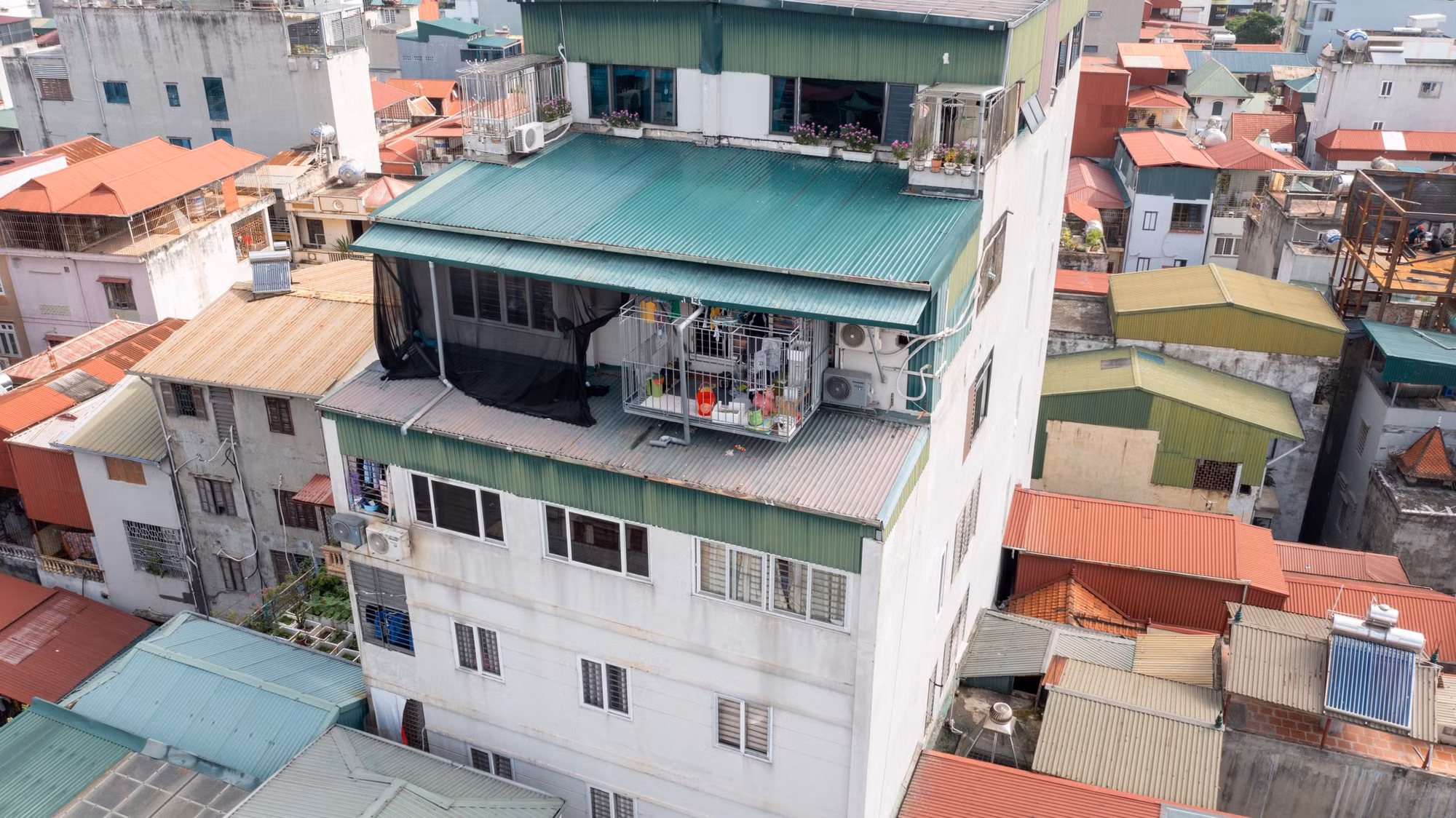 Cận cảnh công trình liên quan đến bị can Nghiêm Quang Minh nhìn từ trên cao. Cận cảnh công trình liên quan đến bị can Nghiêm Quang Minh nhìn từ trên cao.