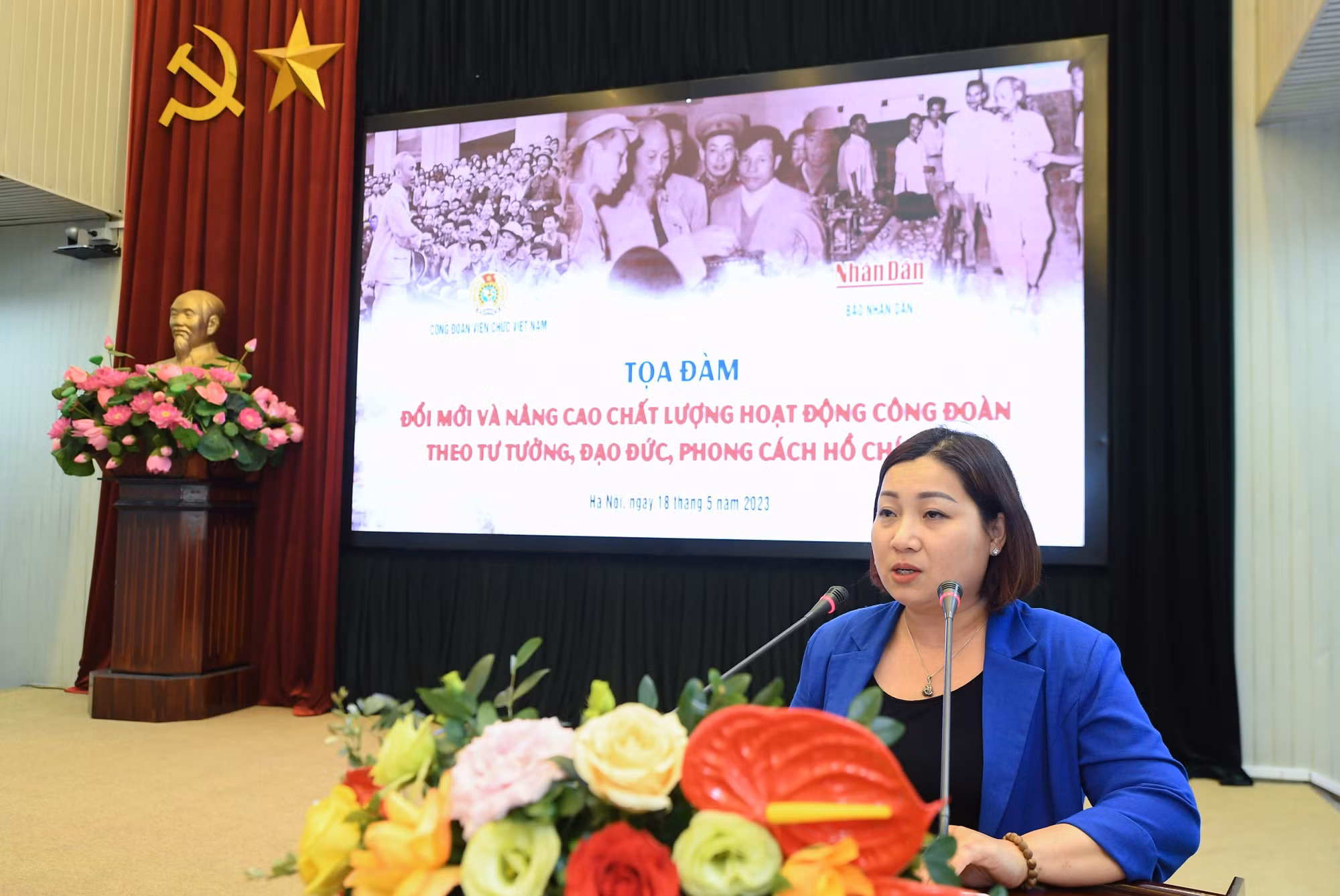 Đồng chí Lê Thị Tường Thu, Chủ tịch Công đoàn Bộ Kế hoạch và Đầu tư trình bày tham luận tại buổi tọa đàm.