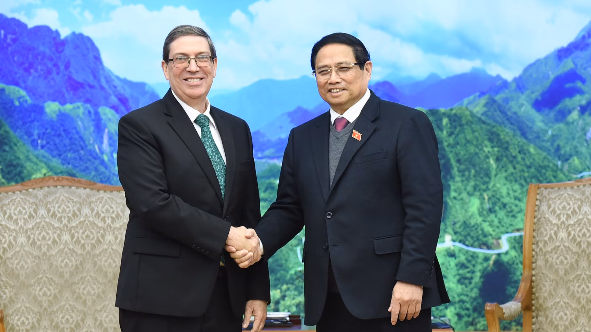 Thủ tướng Phạm Minh Chính tiếp Bộ trưởng Ngoại giao Cuba Bruno Rodríguez Parrilla.