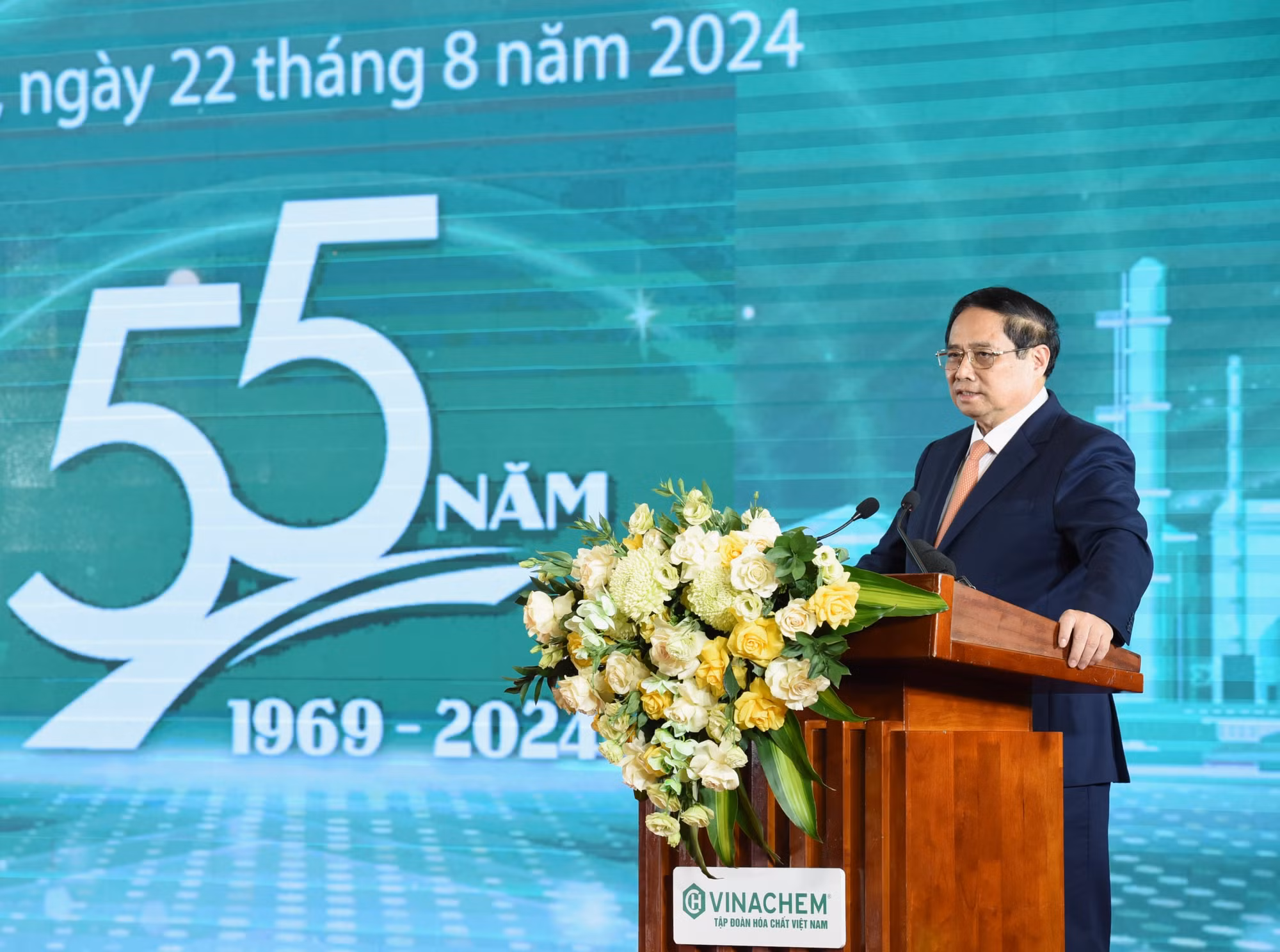 Thủ tướng Phạm Minh Chính phát biểu tại Lễ kỷ niệm 55 năm Ngày truyền thống ngành hóa chất Việt Nam.