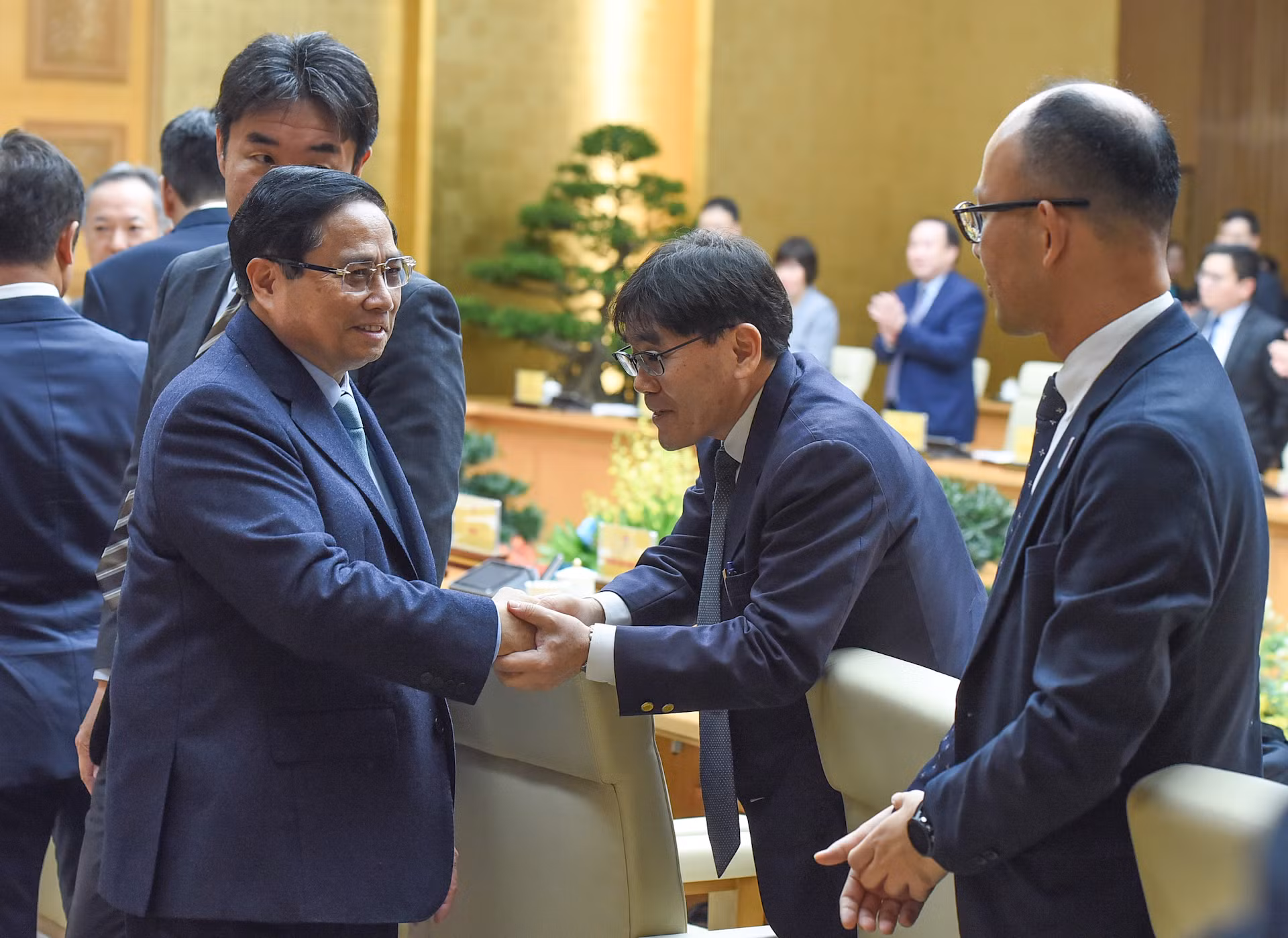 Thủ tướng Phạm Minh Chính với các doanh nghiệp Nhật Bản. Thủ tướng Phạm Minh Chính với các doanh nghiệp Nhật Bản.