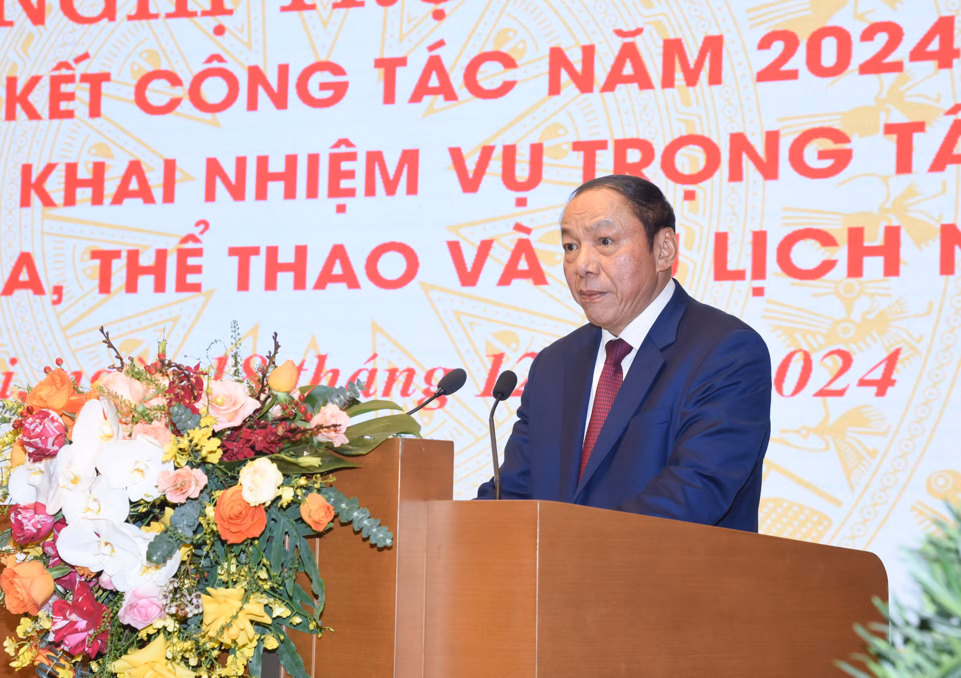 Bộ trưởng Văn hóa, Thể thao và Du lịch Nguyễn Văn Hùng phát biểu.