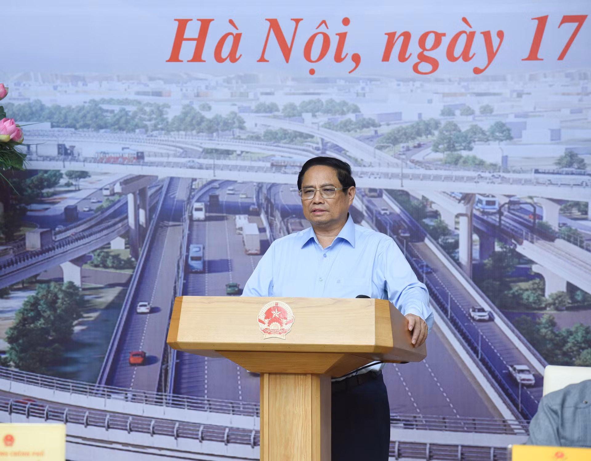 Thủ tướng Phạm Minh Chính yêu cầu các đơn vị liên quan nỗ lực hoàn thành các dự án hạ tầng giao thông chiến lược. Thủ tướng Phạm Minh Chính yêu cầu các đơn vị liên quan nỗ lực hoàn thành các dự án hạ tầng giao thông chiến lược.