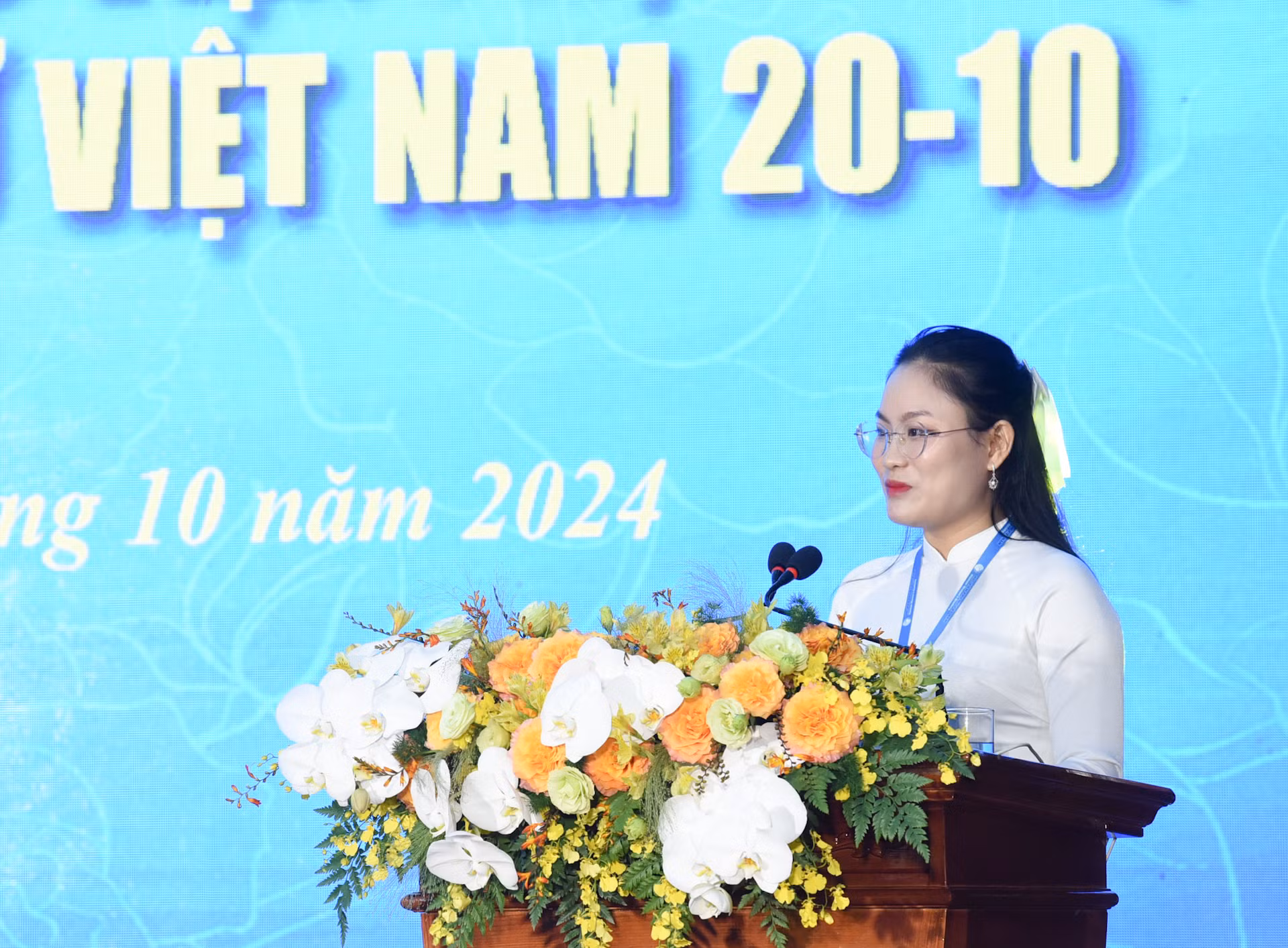Đại diện sinh viên Học viện Phụ nữ Việt Nam phát biểu.