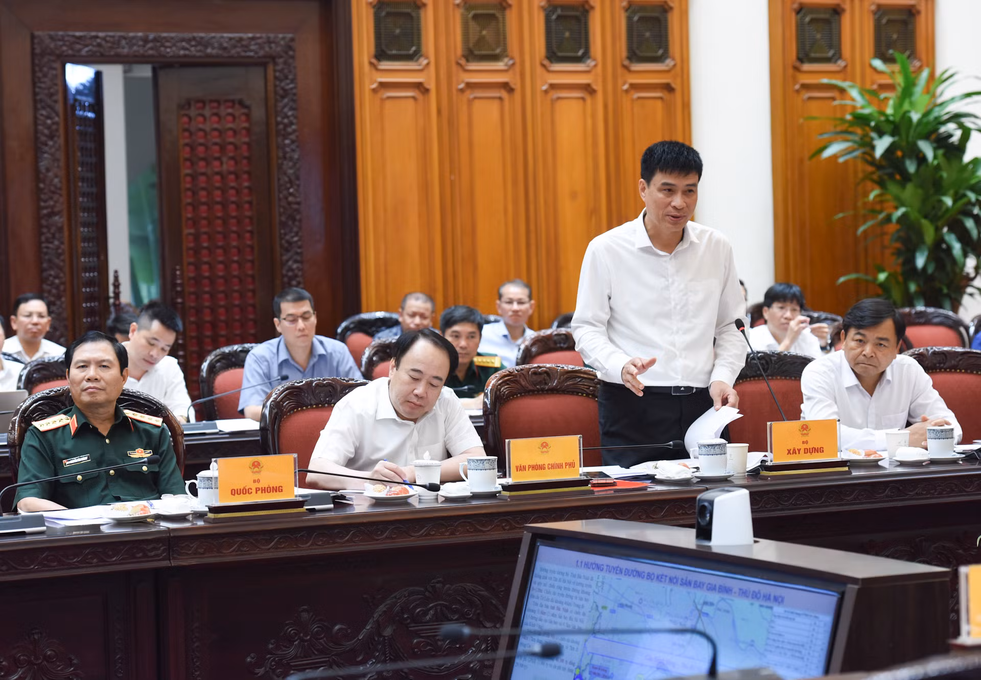 Thứ trưởng Xây dựng Phạm Minh Hà phát biểu.