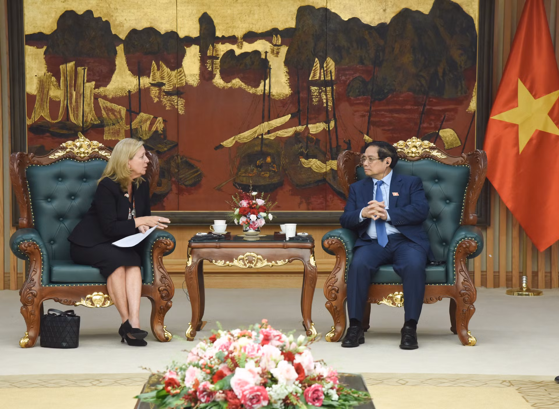 Thủ tướng Phạm Minh Chính tiếp bà Mariam J. Sherman, Giám đốc Quốc gia của Văn phòng WB khu vực Việt Nam, Lào, Campuchia. Thủ tướng Phạm Minh Chính tiếp bà Mariam J. Sherman, Giám đốc Quốc gia của Văn phòng WB khu vực Việt Nam, Lào, Campuchia.