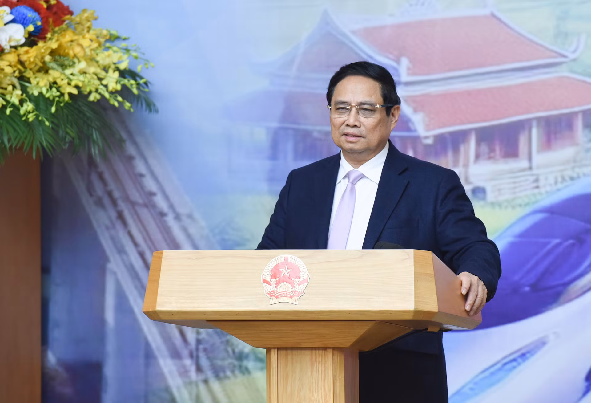 Thủ tướng Phạm Minh Chính phát biểu chỉ đạo cuộc họp. Thủ tướng Phạm Minh Chính phát biểu chỉ đạo cuộc họp.