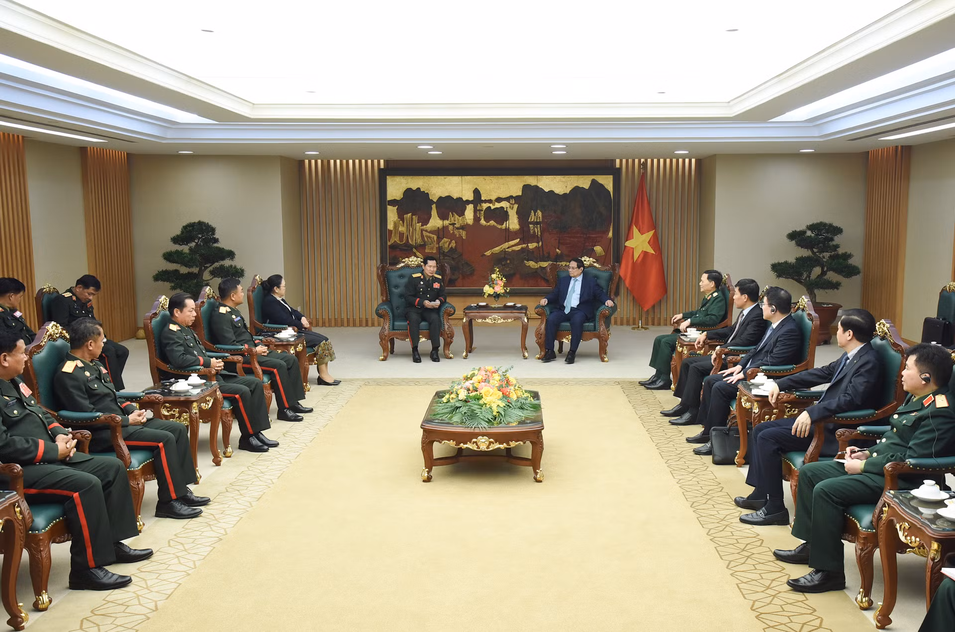 Quang cảnh buổi tiếp. Quang cảnh buổi tiếp.