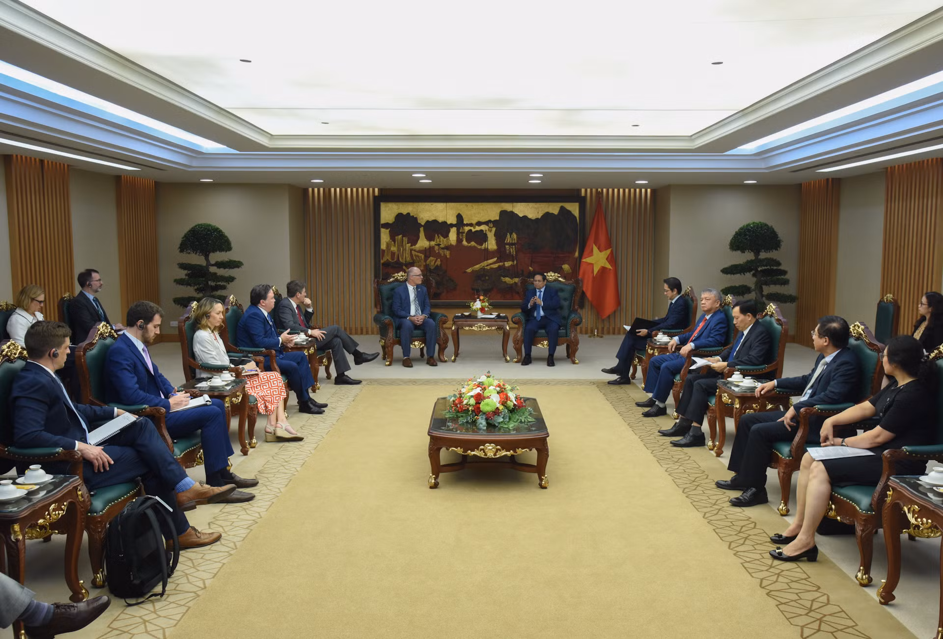Quang cảnh buổi tiếp. Quang cảnh buổi tiếp.
