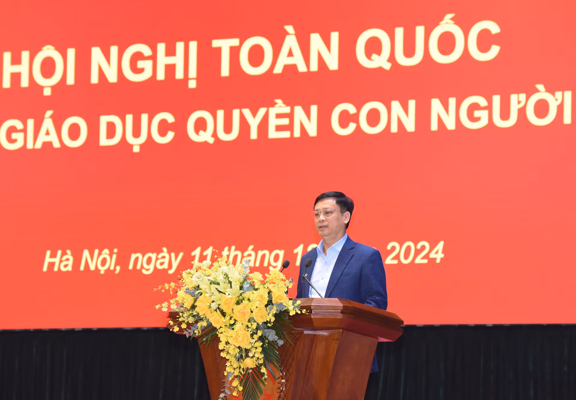 Phó Chủ tịch Ủy ban nhân dân tỉnh Thừa Thiên Huế Nguyễn Thanh Bình phát biểu.
