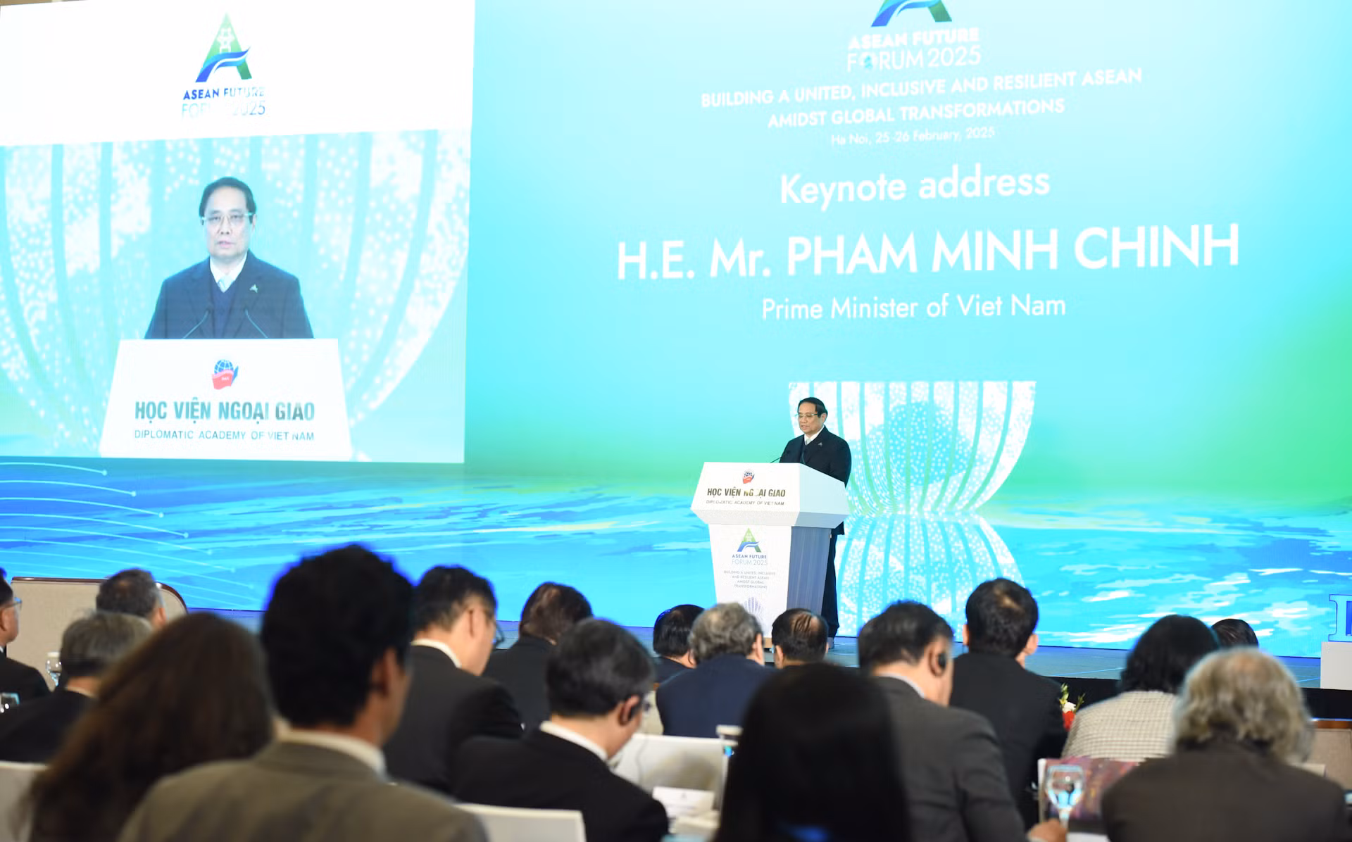 Quang cảnh diễn đàn.