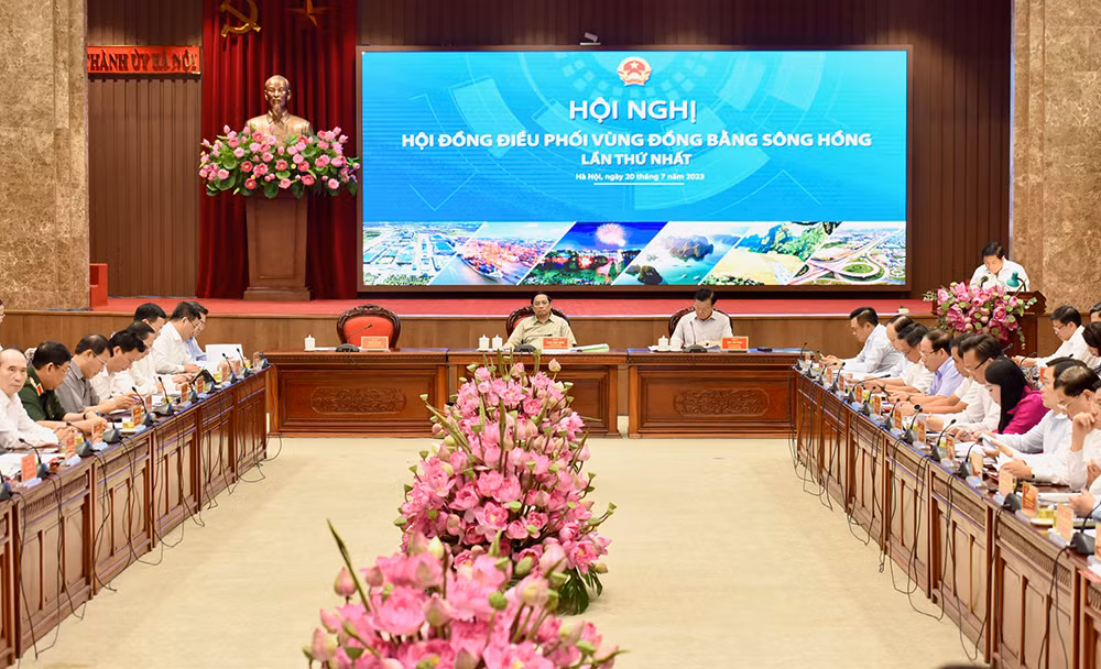 [Ảnh] Thủ tướng Phạm Minh Chính chủ trì Hội nghị Hội đồng điều phối vùng đồng bằng sông Hồng ảnh 1